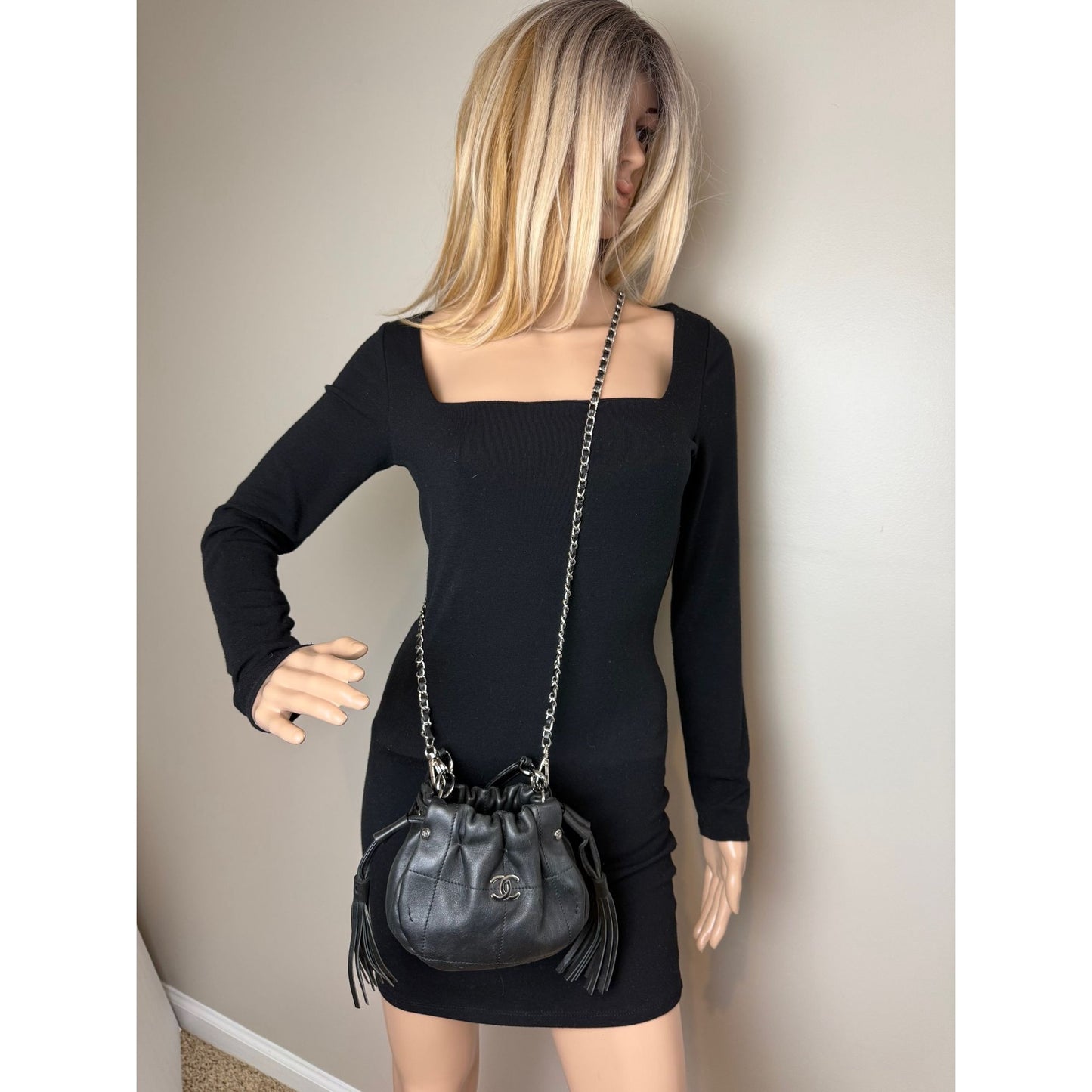 
                  
                    Chanel Vintage Small Lambskin Stitched Chocolate Bar Chain Fringe Hobo Black Bag
                  
                