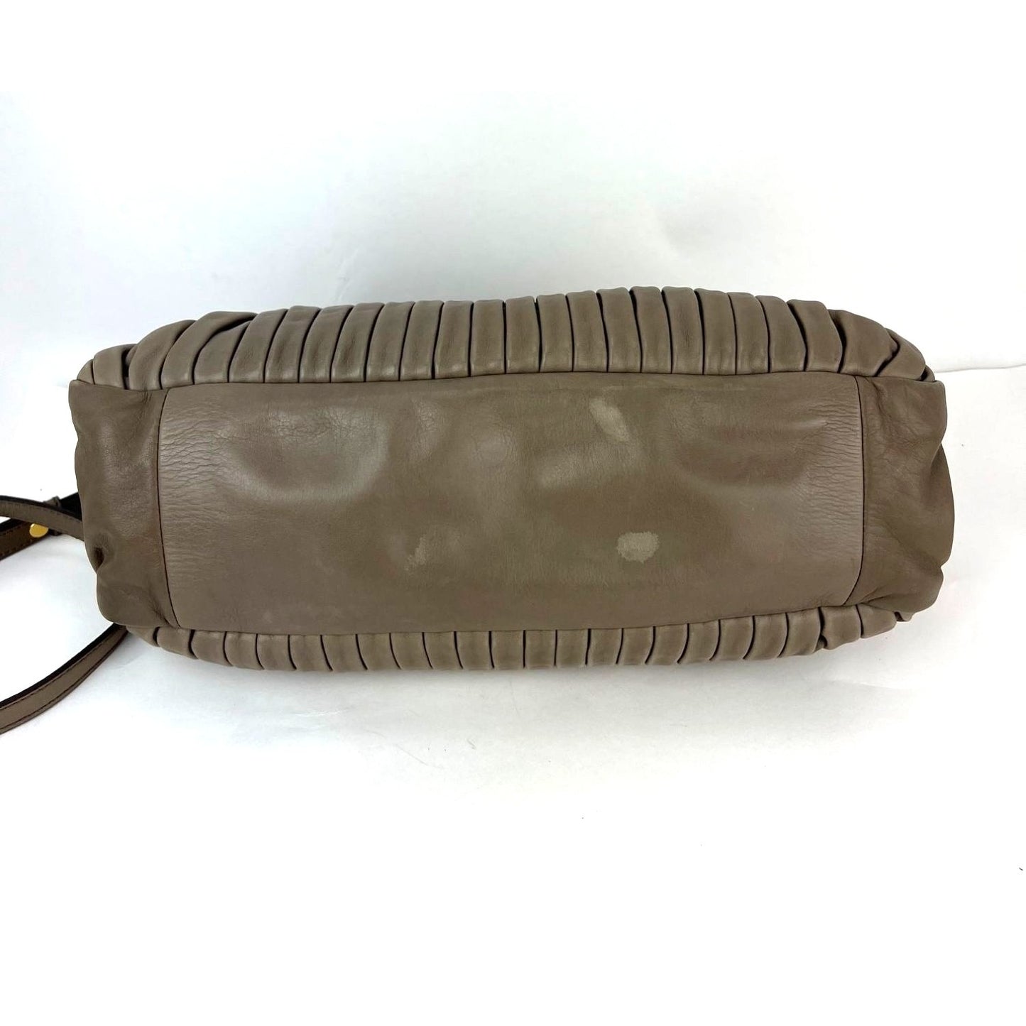 
                  
                    Miu Miu Nappa Plisse Beige Cammeo Bowling Bag Vintage
                  
                