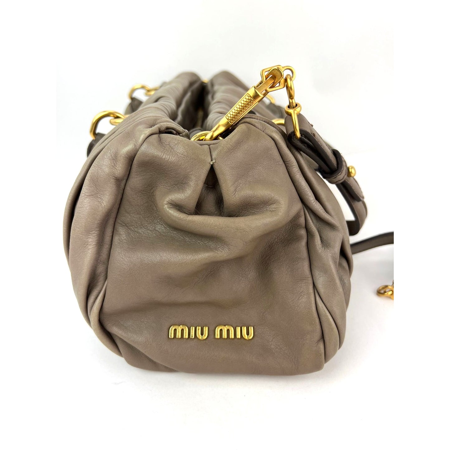 
                  
                    Miu Miu Nappa Plisse Beige Cammeo Bowling Bag Vintage
                  
                