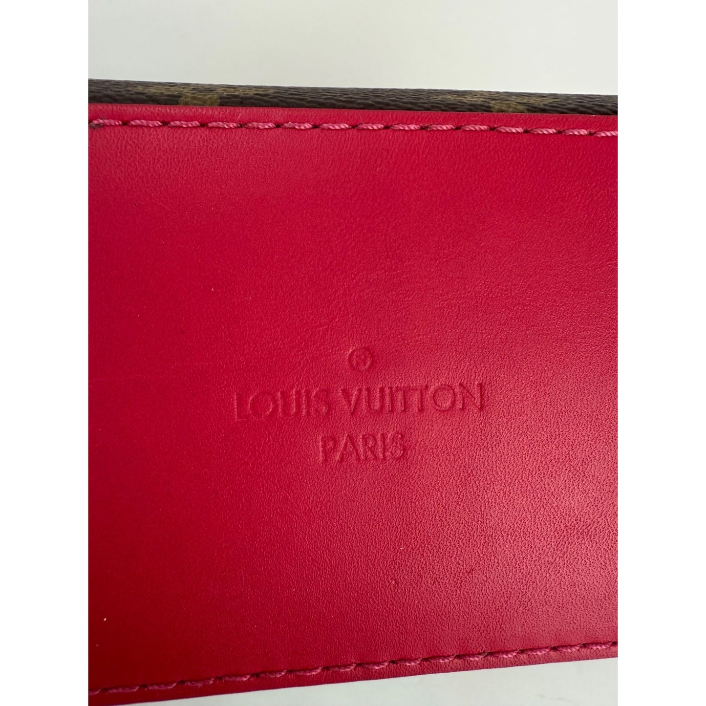 
                  
                    Louis Vuitton Saintonge Fuchsia Monogram Crossbody Bag Tassel
                  
                