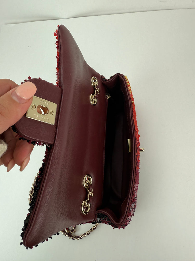 
                  
                    Chanel Shaded Sequins Mini Flap Black Burgundy Red Yellow
                  
                