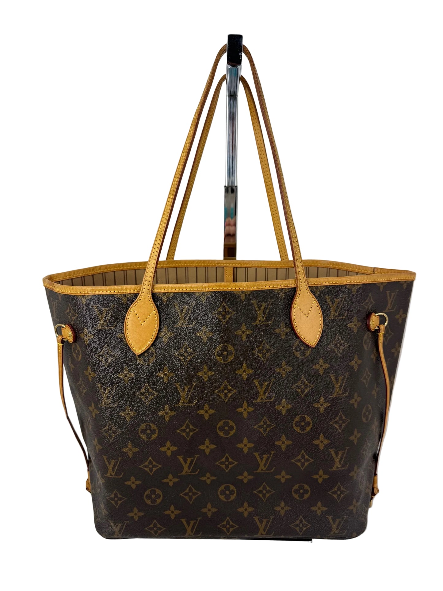 
                  
                    Louis Vuitton Neverfull MM Monogram Canvas Tote Bag
                  
                