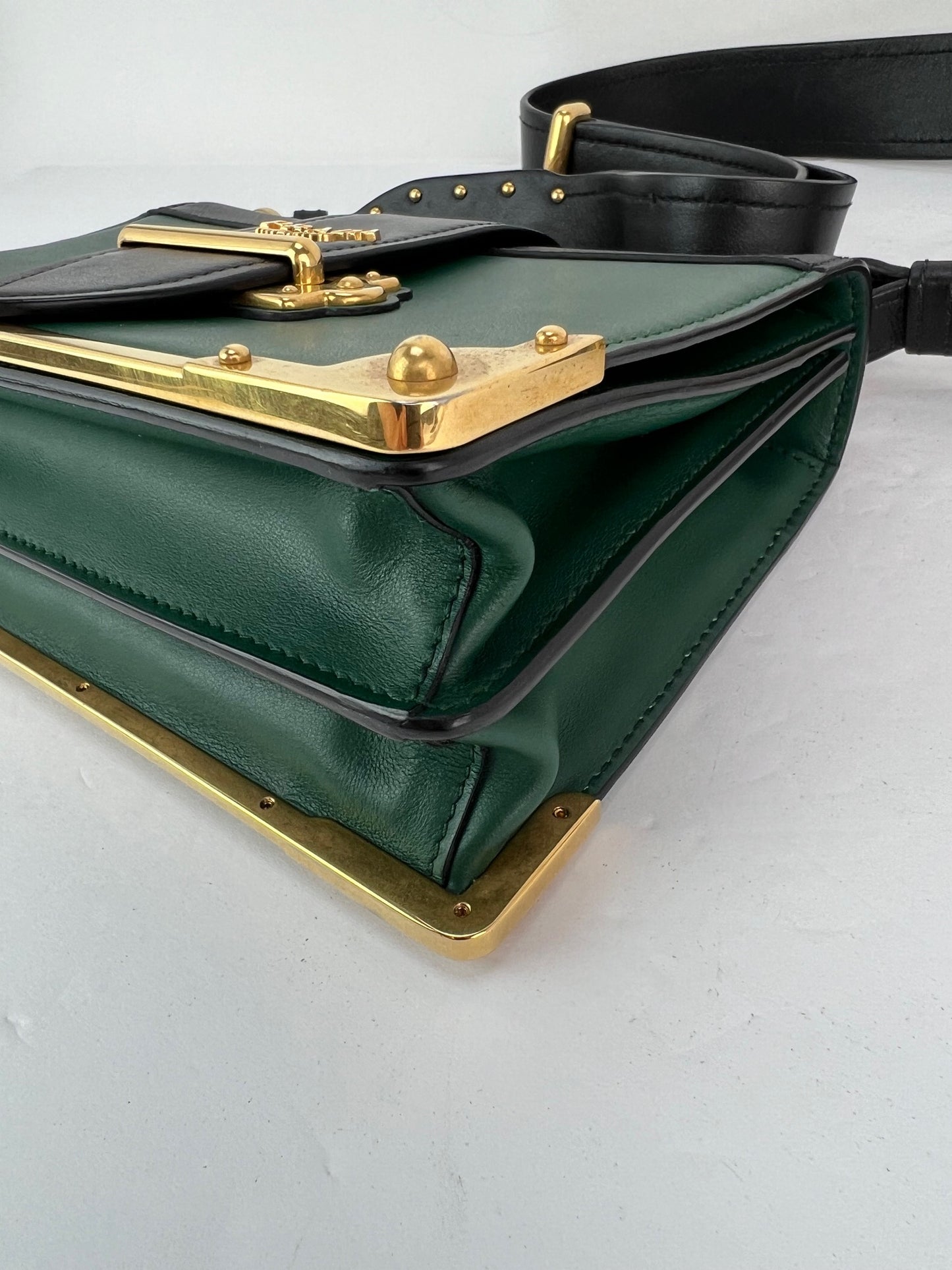 
                  
                    Prada City saffiano Cahier Billardo Black Green Shoulder Clutch Bag
                  
                