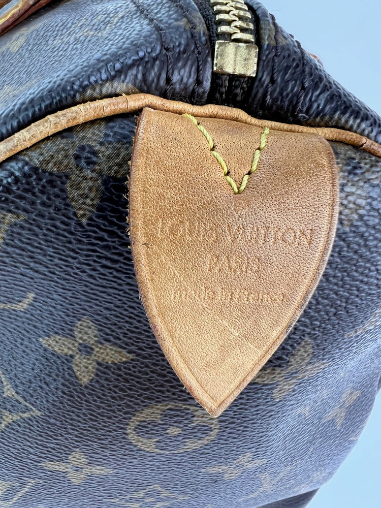 
                  
                    LOUIS VUITTON Monogram Speedy 30 Hand Bag
                  
                