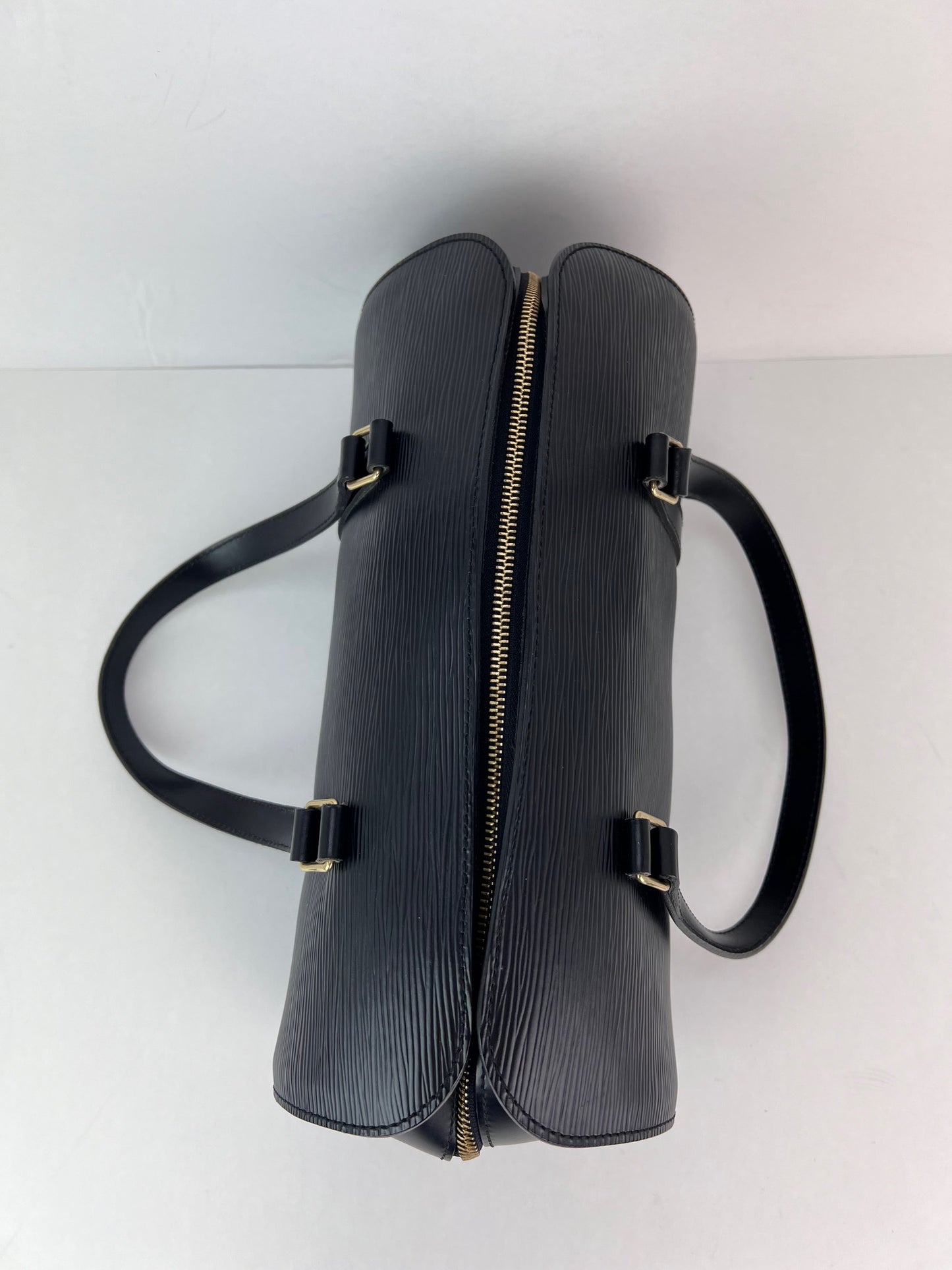 
                  
                    Louis Vuitton Soufflot Black Epi Leather Shoulder Bag
                  
                