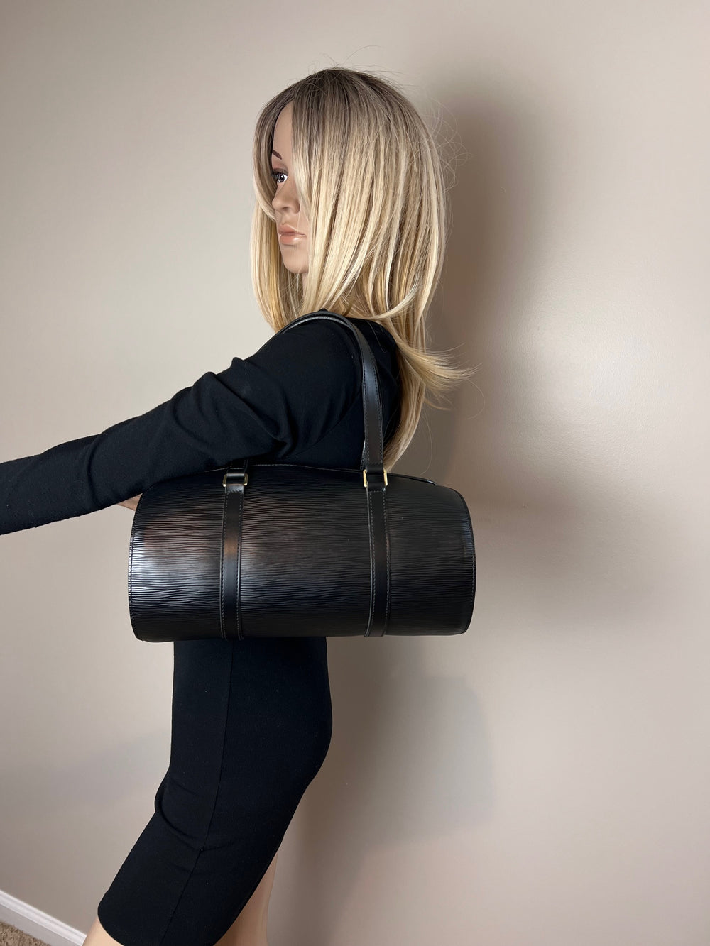 Louis Vuitton Soufflot Black Epi Leather Shoulder Bag – Debsluxurycloset