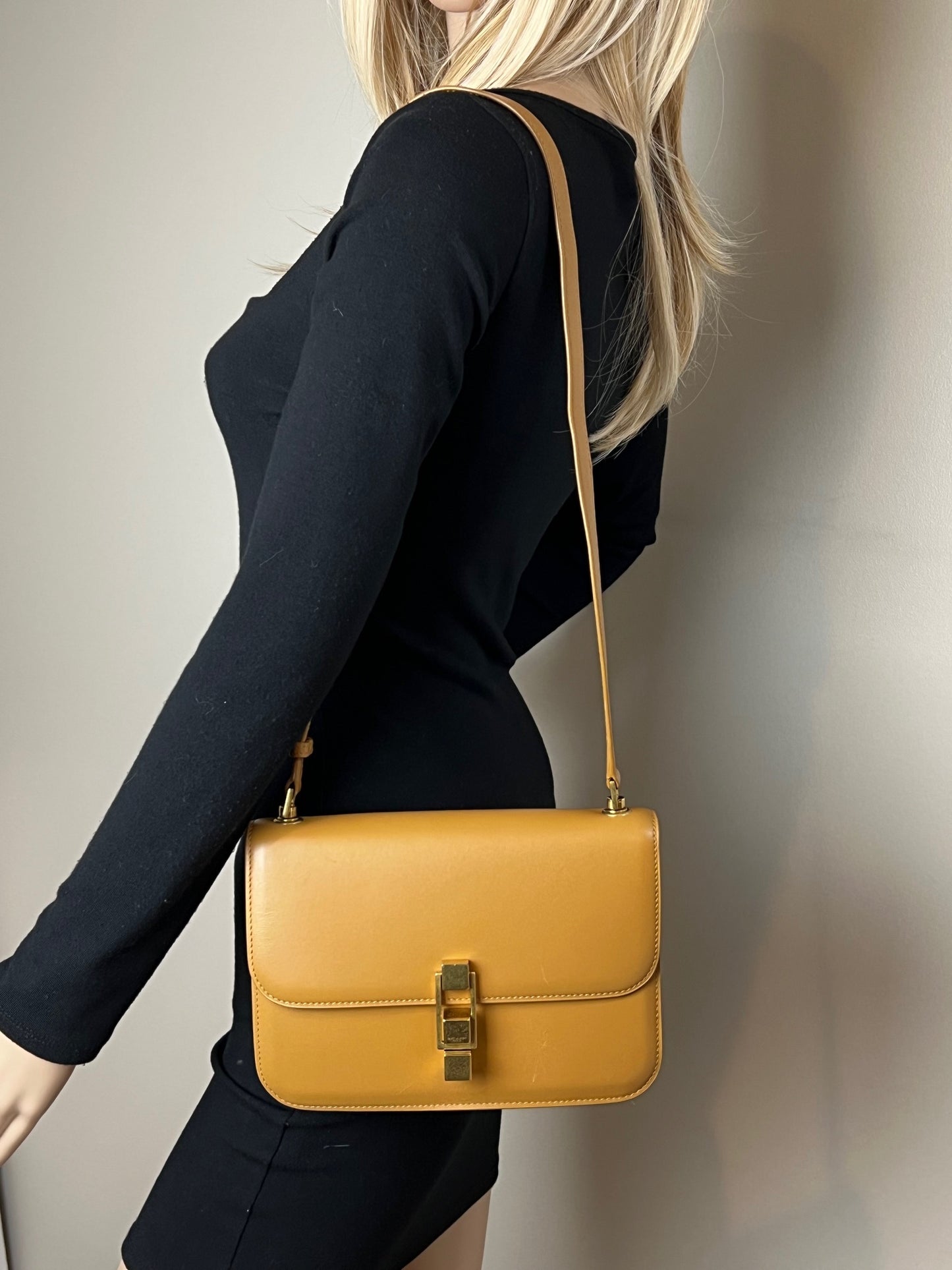 
                  
                    Saint Laurent Smooth Calfskin Le Carre Brown Shoulder Bag
                  
                