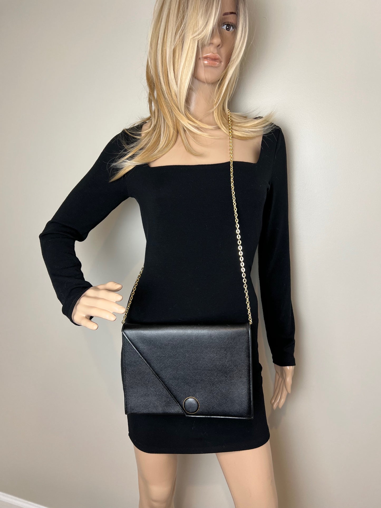 
                  
                    Saint Laurent Black Saffiano Leather Diagonal Clutch Shoulder Bag Vintage
                  
                