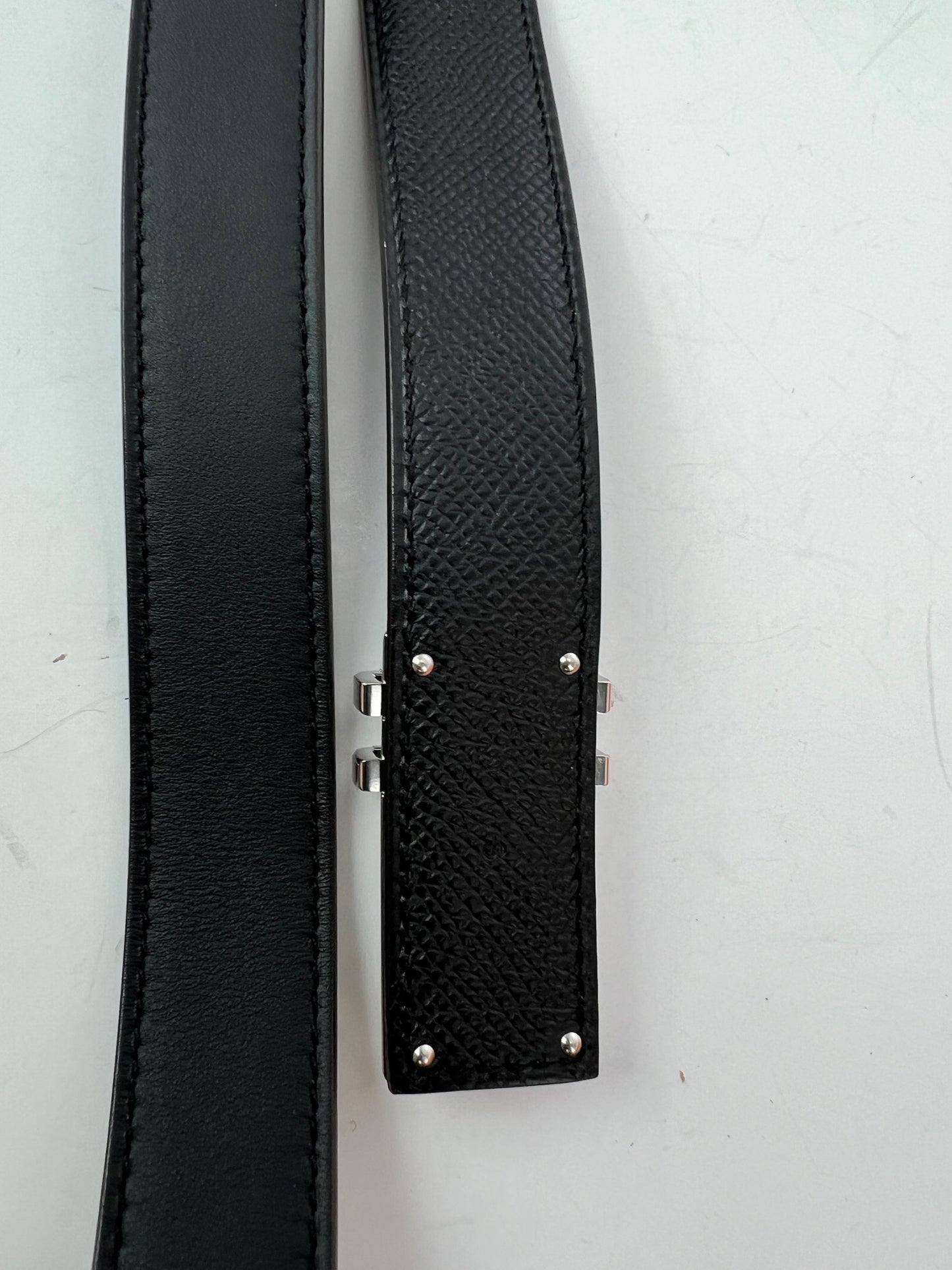 
                  
                    Hermes Black Swift Elan Pocket 24 Leather Belt Bag
                  
                