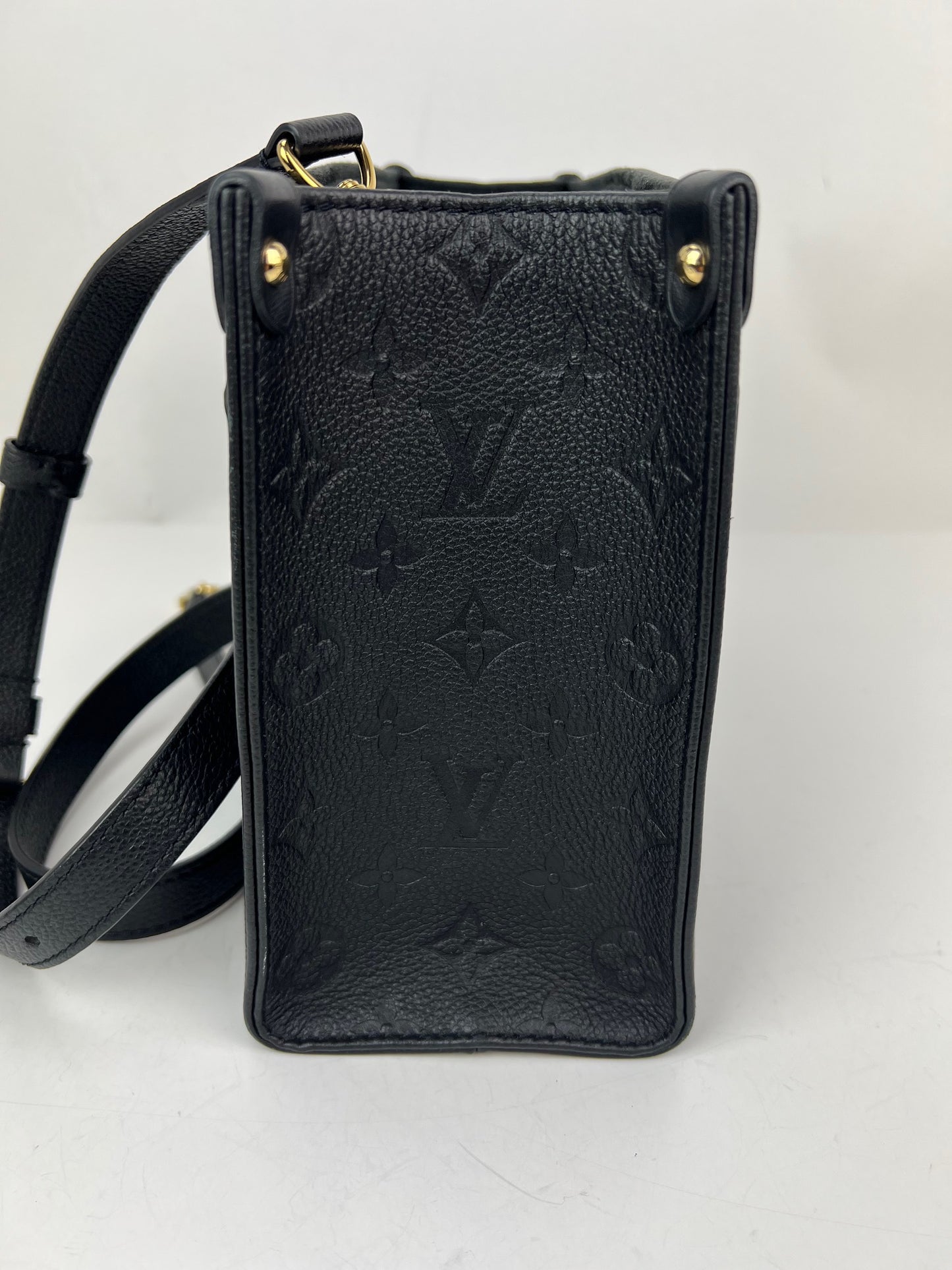 
                  
                    Louis Vuitton OnTheGo PM Giant Monogram Empreinte Black Leather Tote
                  
                