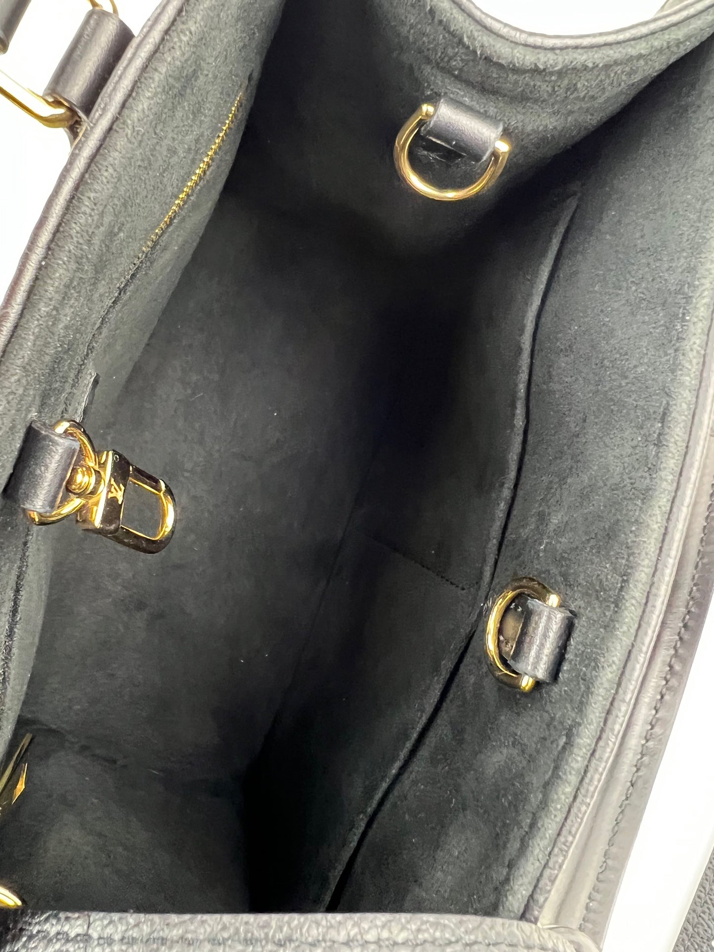 
                  
                    Louis Vuitton OnTheGo PM Giant Monogram Empreinte Black Leather Tote
                  
                