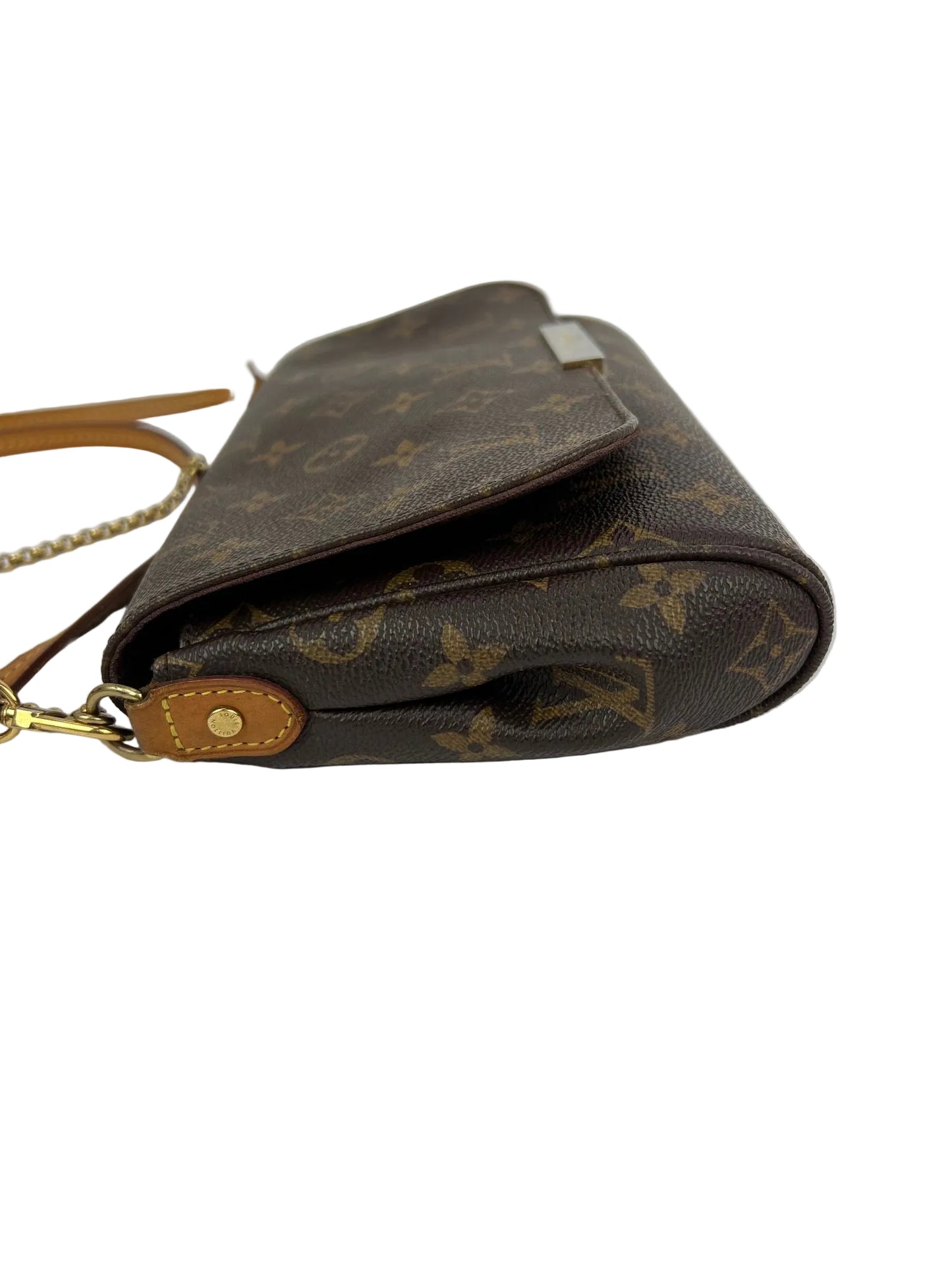
                  
                    Louis Vuitton Favorite MM Monogram Crossbody Bag
                  
                