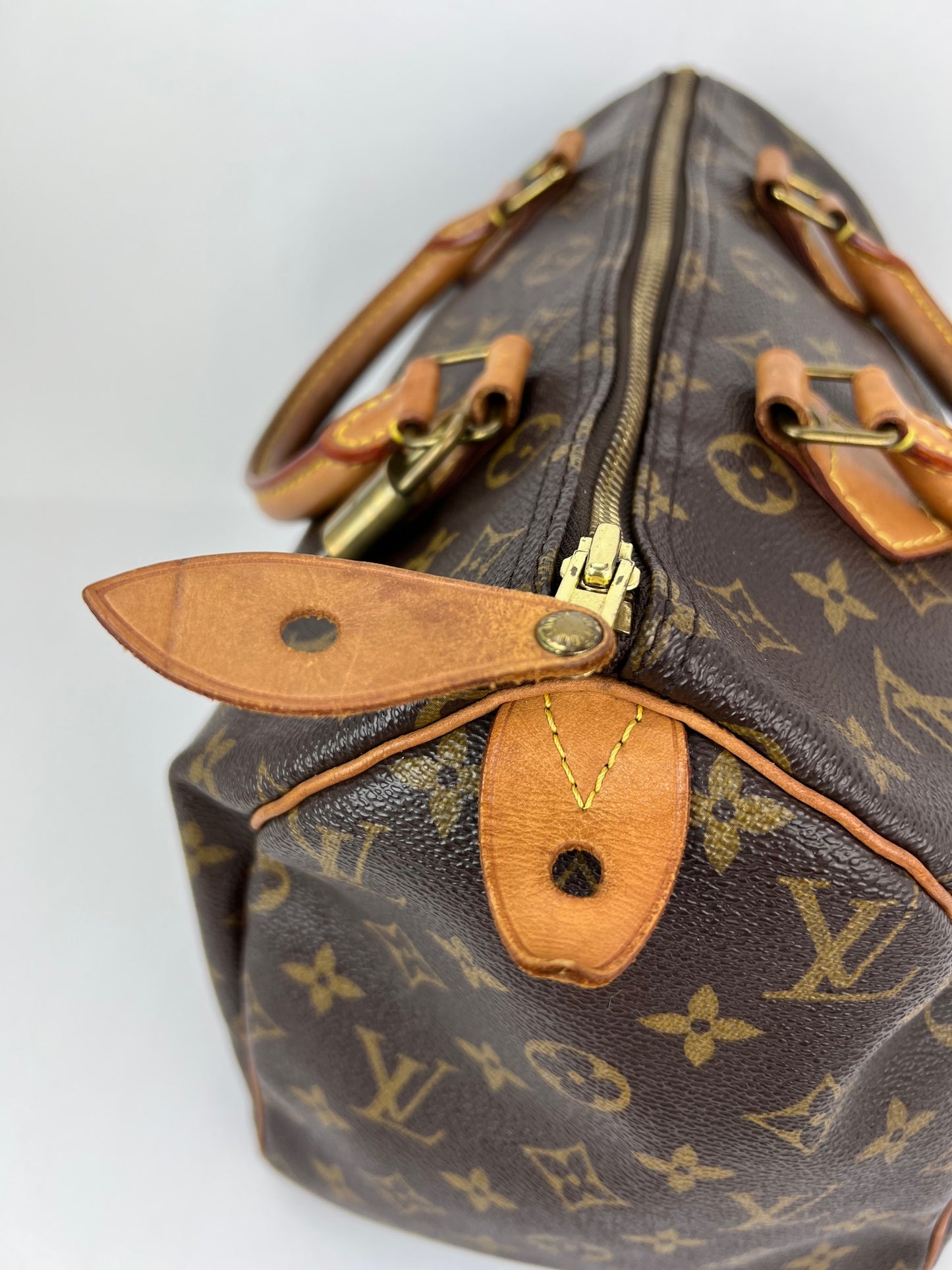 
                  
                    LOUIS VUITTON  Monogram Speedy 30 Hand Bag
                  
                