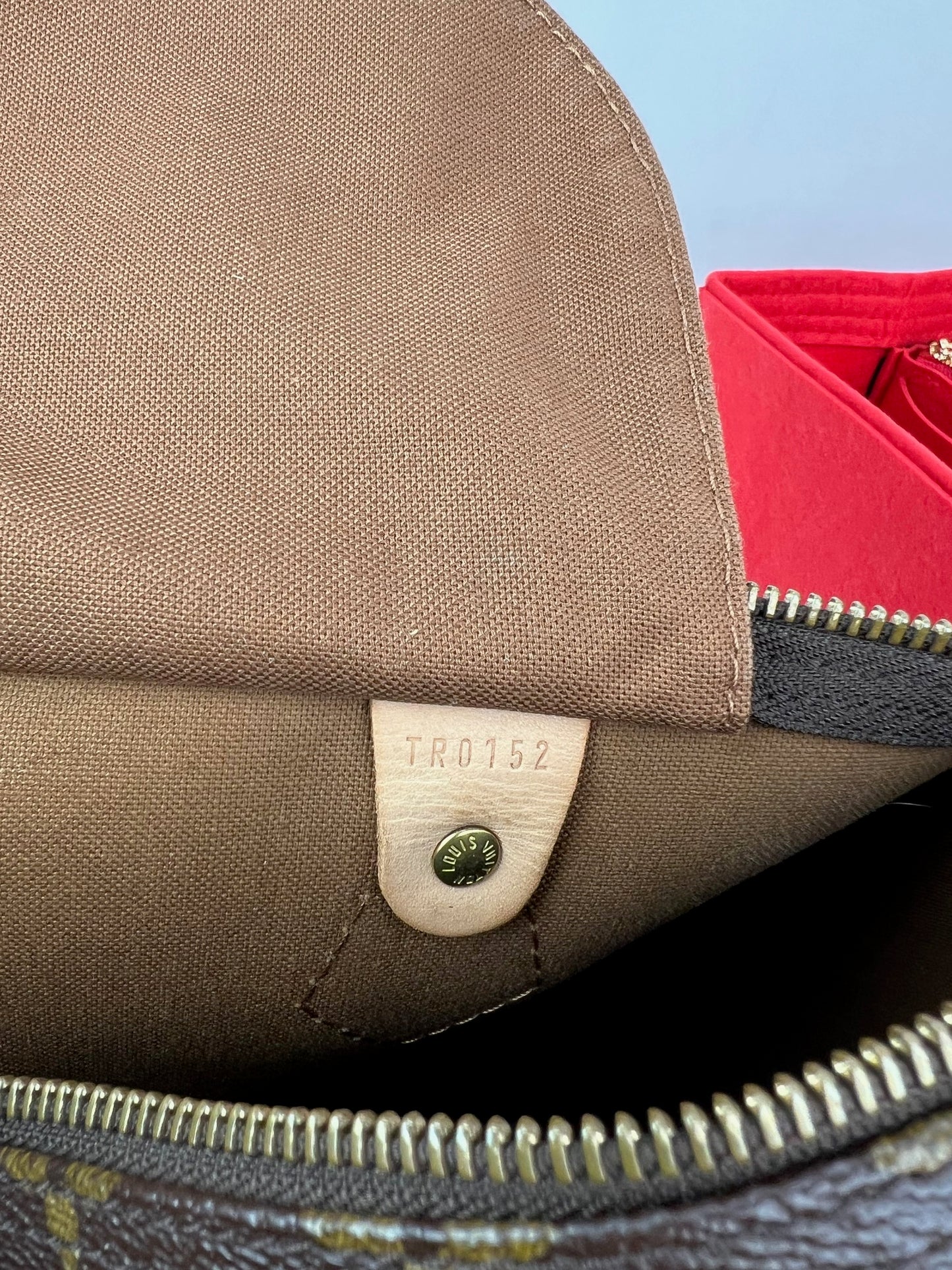 
                  
                    LOUIS VUITTON  Monogram Speedy 30 Hand Bag
                  
                