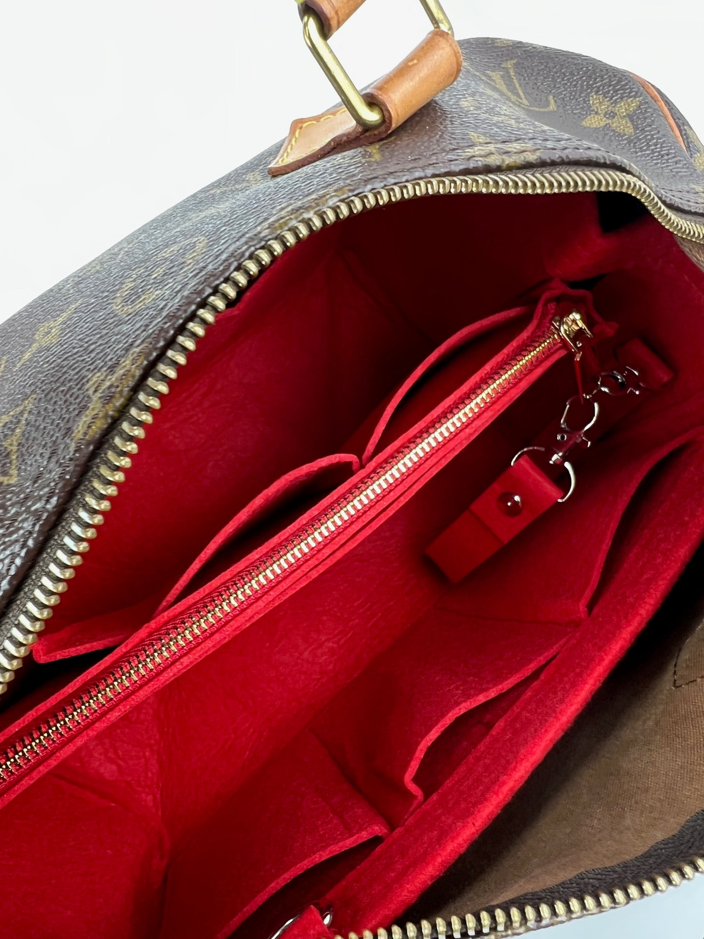 
                  
                    LOUIS VUITTON  Monogram Speedy 30 Hand Bag
                  
                