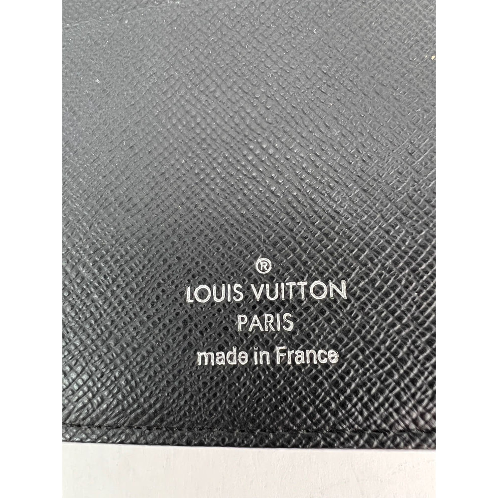 
                  
                    LOUIS VUITTON Damier Graphite Brazza Long Black Canvas Wallet
                  
                