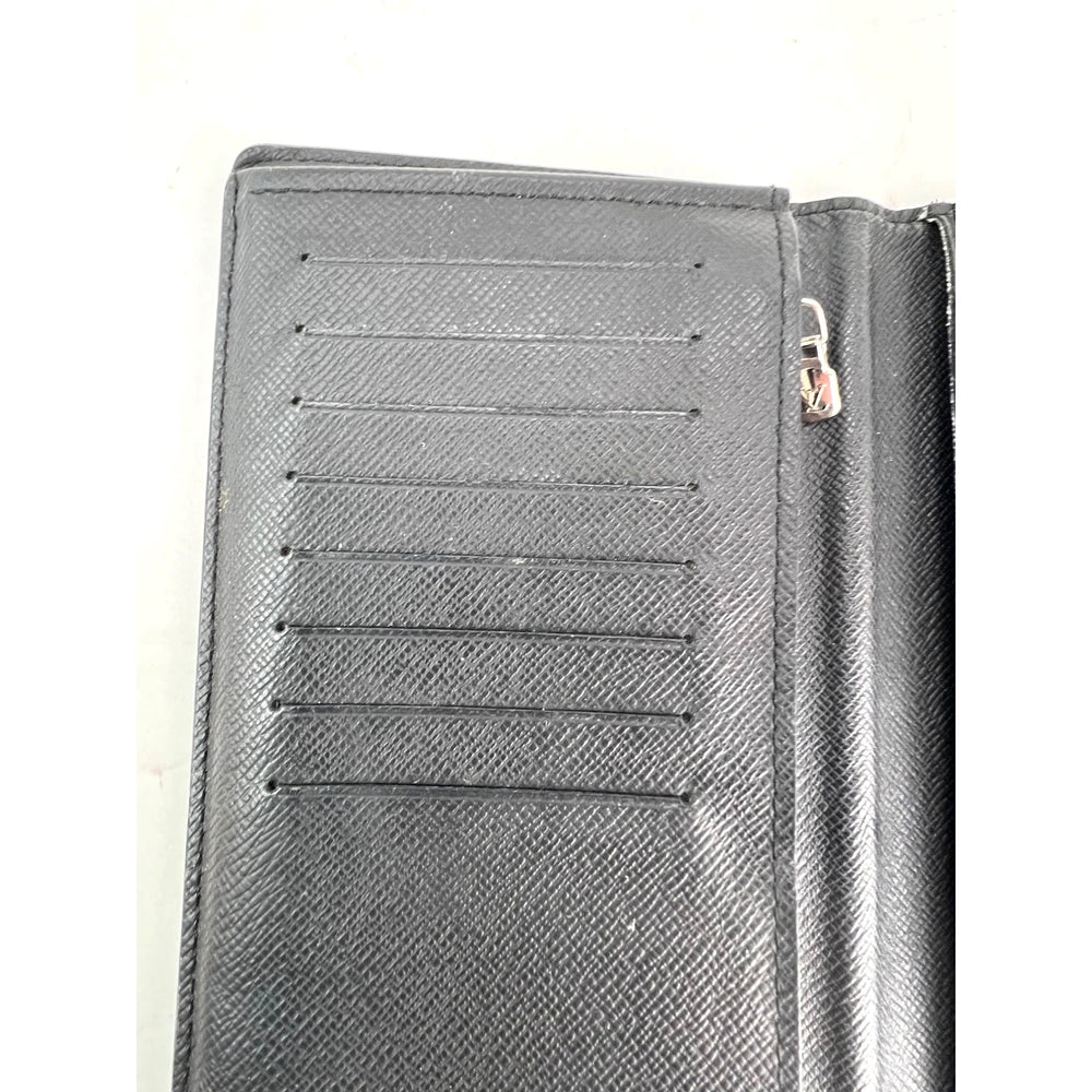 
                  
                    LOUIS VUITTON Damier Graphite Brazza Long Black Canvas Wallet
                  
                