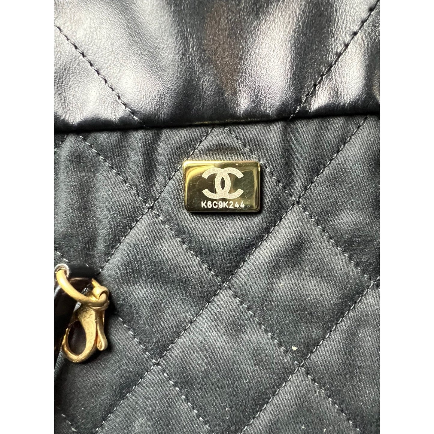 
                  
                    Chanel 22 Small Black Shiny And Patent Calfskin Gold Harware Shoulder Bag
                  
                