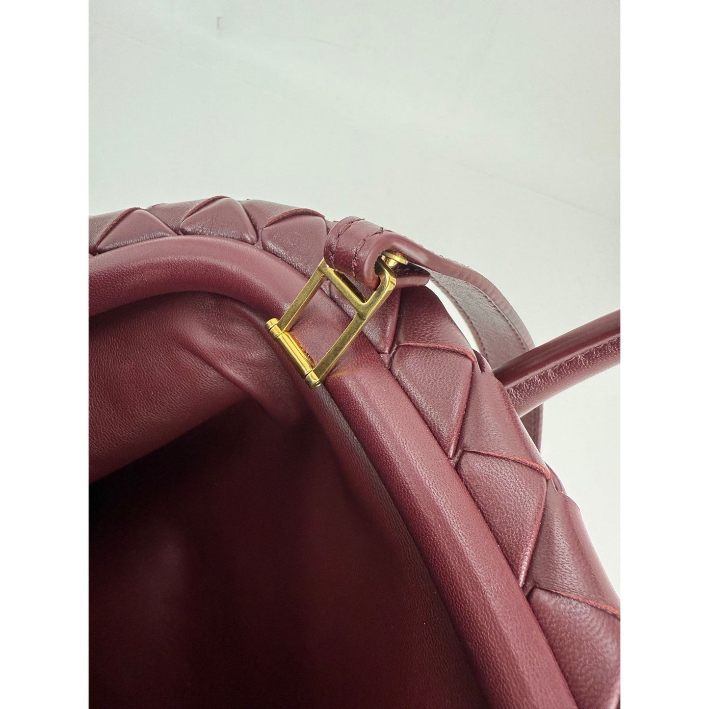 
                  
                    Bottega Veneta Nappa Intrecciato Teen The Lauren 1980 Bauletto Barolo Bag
                  
                