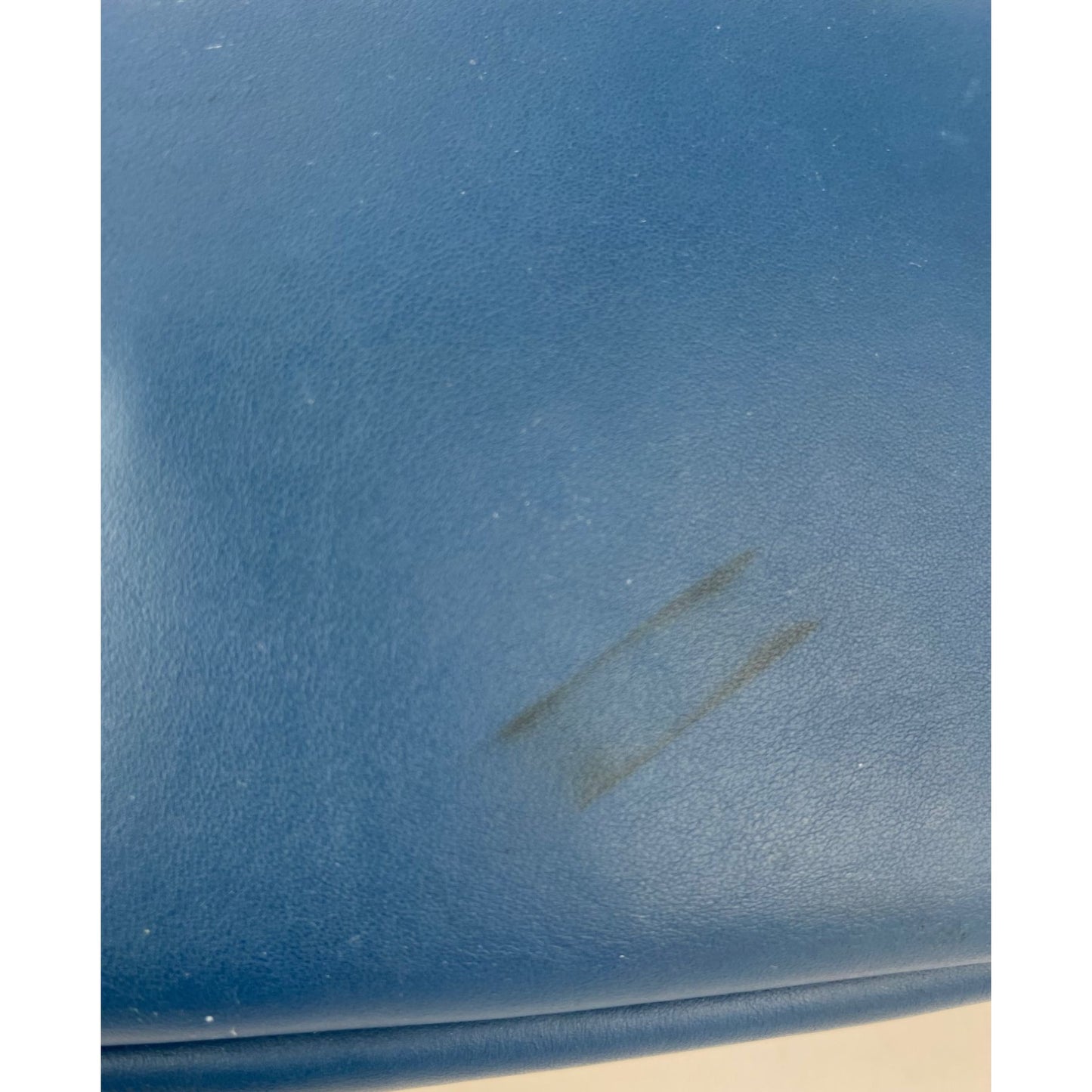 
                  
                    Chloe Baylee Medium Blue Leather Tote Bag
                  
                