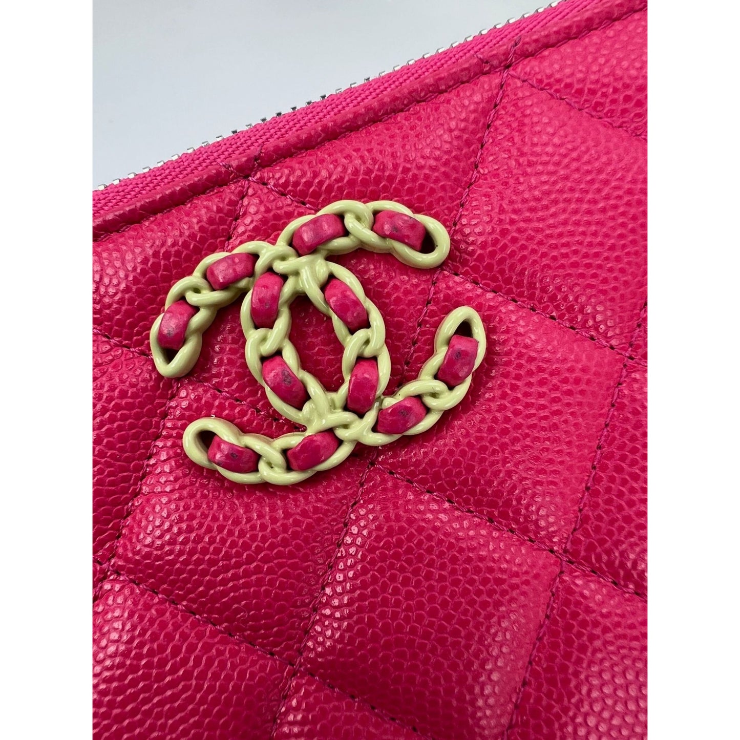 
                  
                    Chanel Caviar Quilted 19 Small Pink Cosmetic Case
                  
                