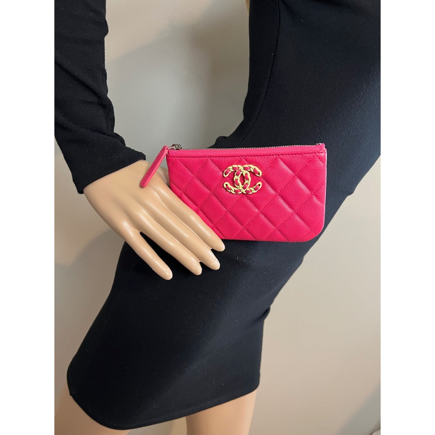 
                  
                    Chanel Caviar Quilted 19 Small Pink Cosmetic Case
                  
                