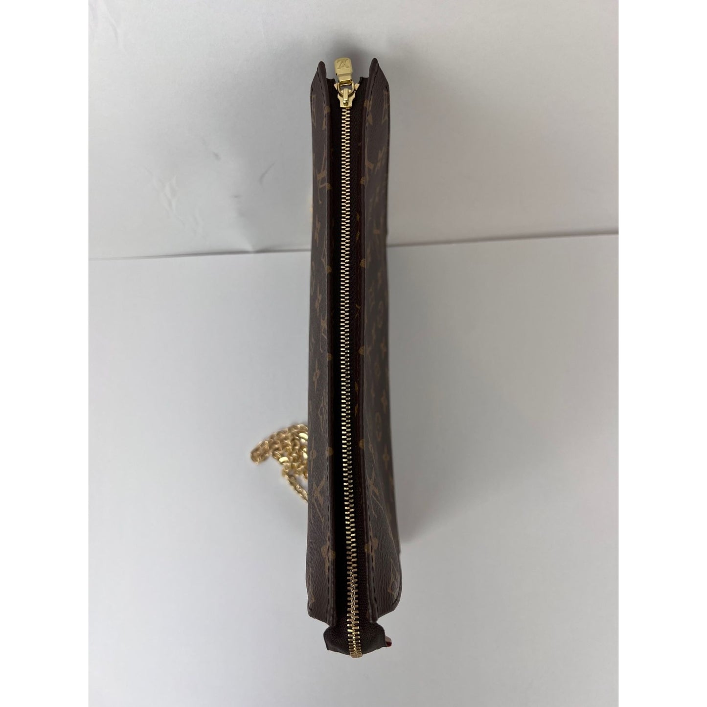 
                  
                    Louis Vuitton Toiletry Pouch 26 Monogram Clutch Crossbody Hand Bag
                  
                