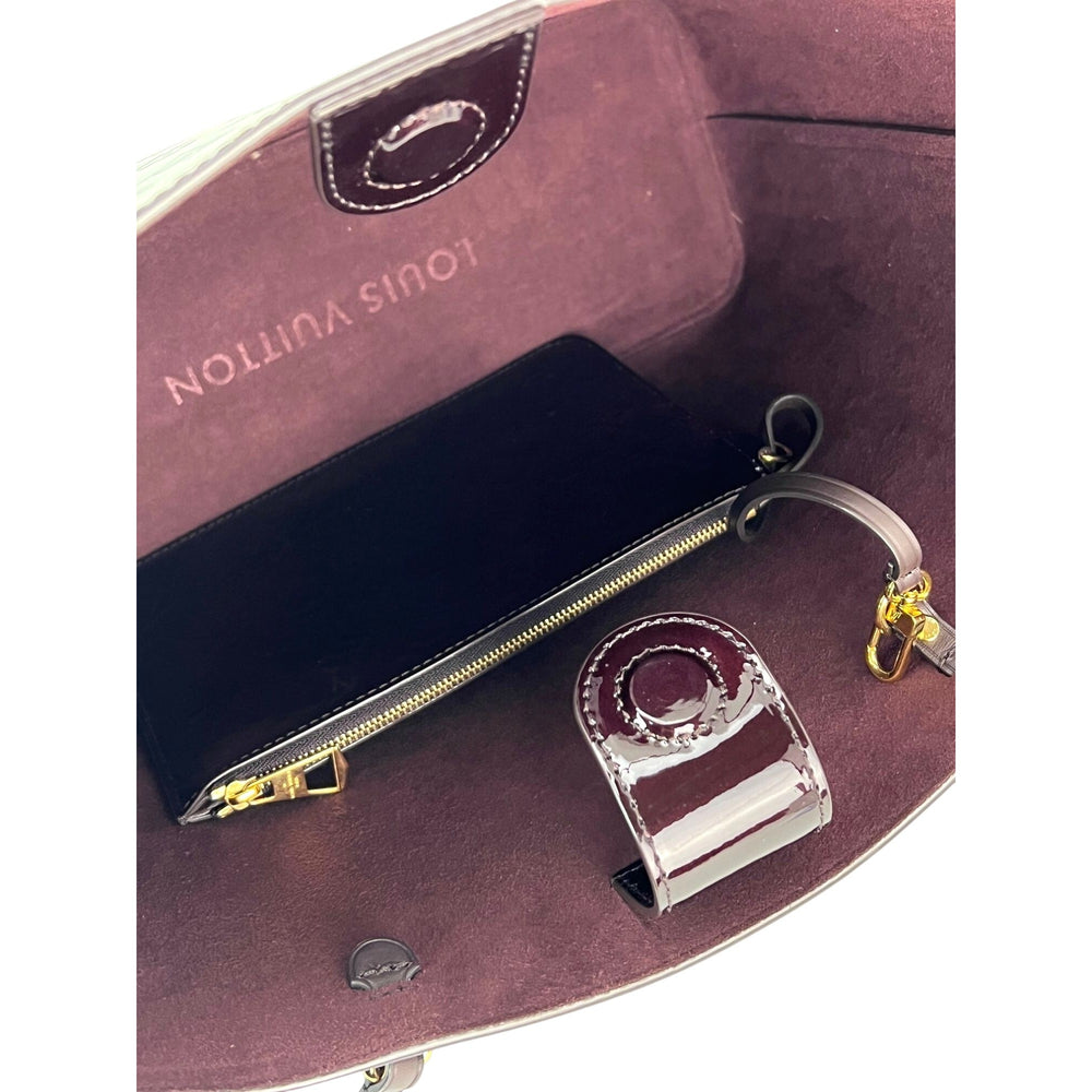
                  
                    Louis Vuitton Vernis Long Beach MM Amarante Tote and Pouch Bag
                  
                
