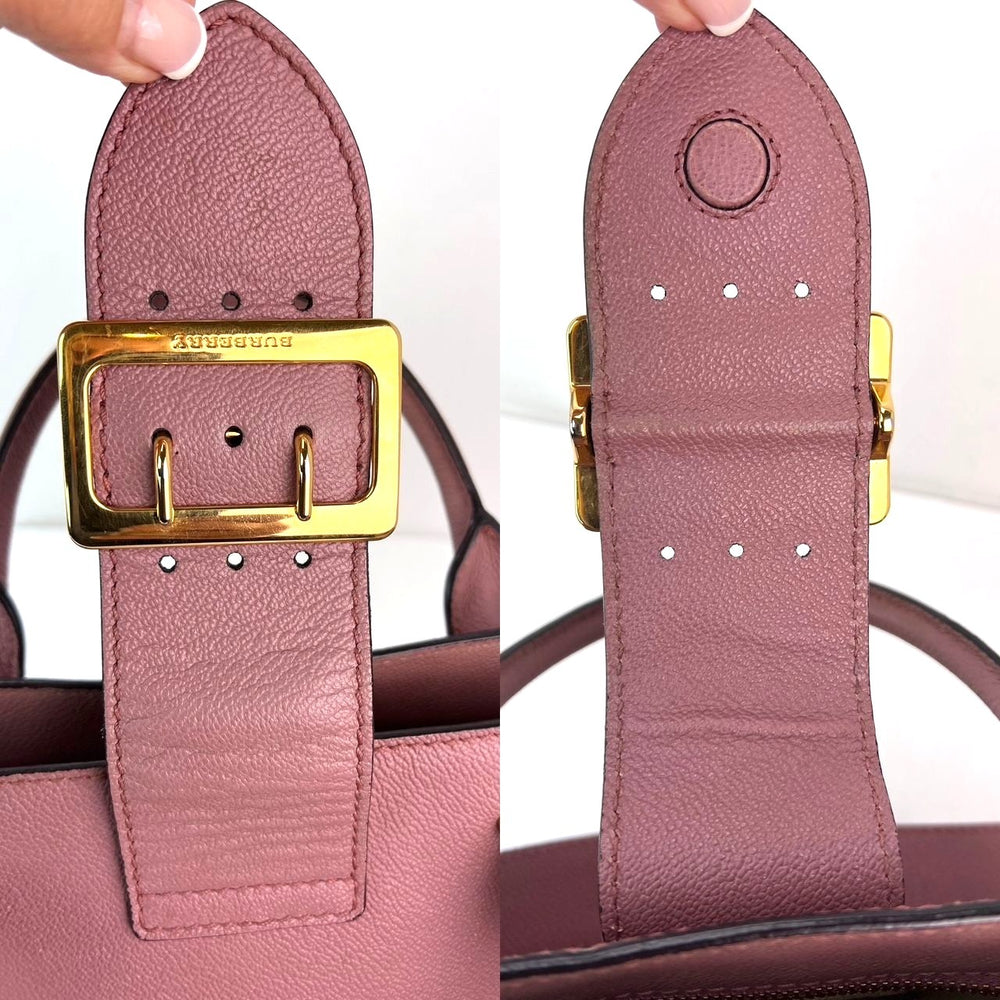 
                  
                    Burberry Grain Leather Small Buckle Dusty Pink Tote Bag
                  
                