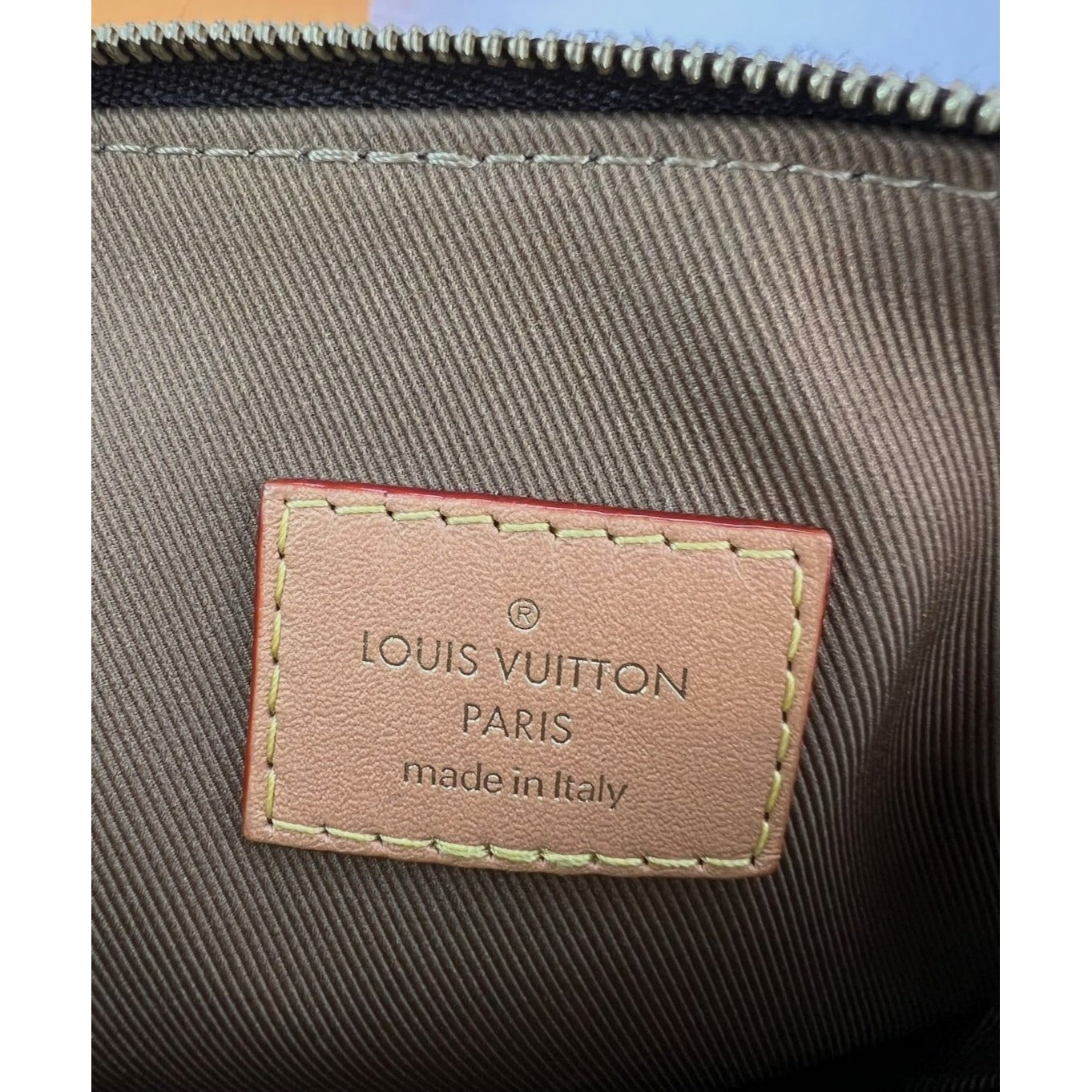 
                  
                    Louis Vuitton Utility Phone Sleeve Monogram Crossbody Shoulder Bag
                  
                