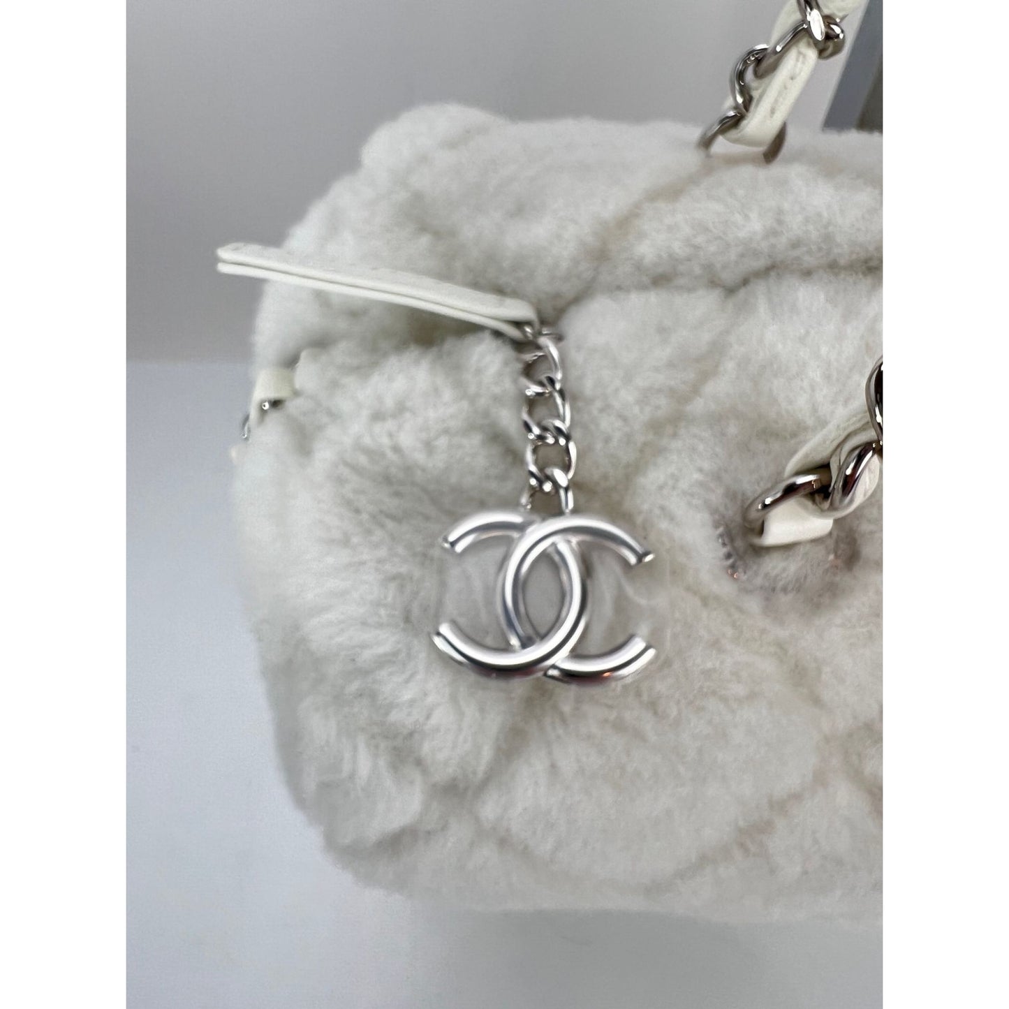 
                  
                    Chanel Shearling Quilted White Lambskin Bowler Crossbody Shoulder Bag
                  
                