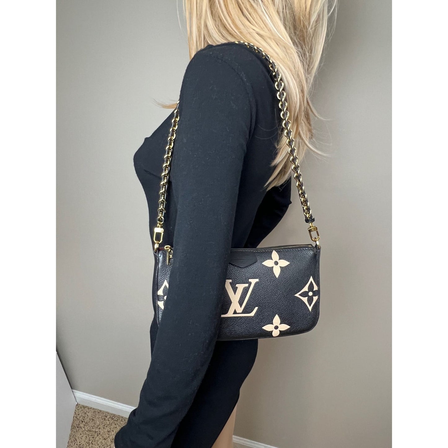 
                  
                    Louis Vuitton Multi Pochette Empriente Bicolor Black Shoulder Bag
                  
                