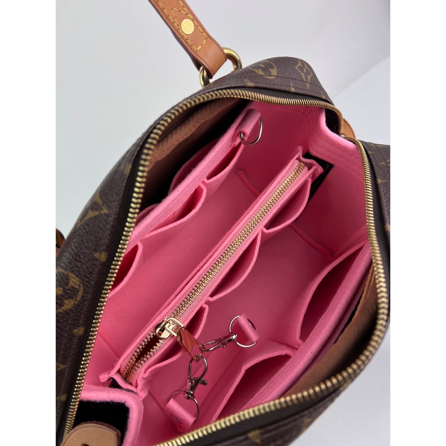 
                  
                    LOUIS VUITTON Monogram Canvas Montorgueil PM Shoulder Bag
                  
                