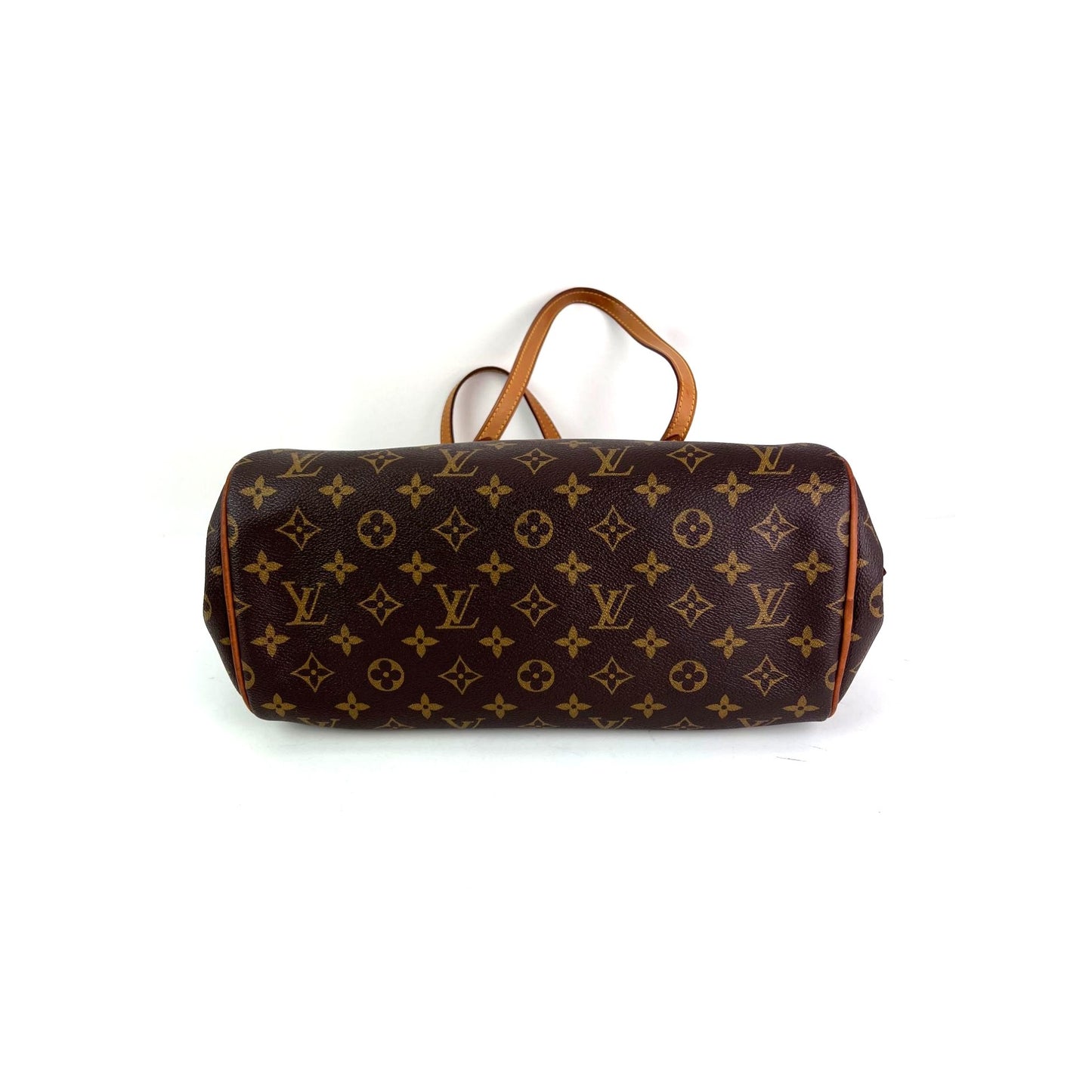 
                  
                    LOUIS VUITTON Monogram Canvas Montorgueil PM Shoulder Bag
                  
                