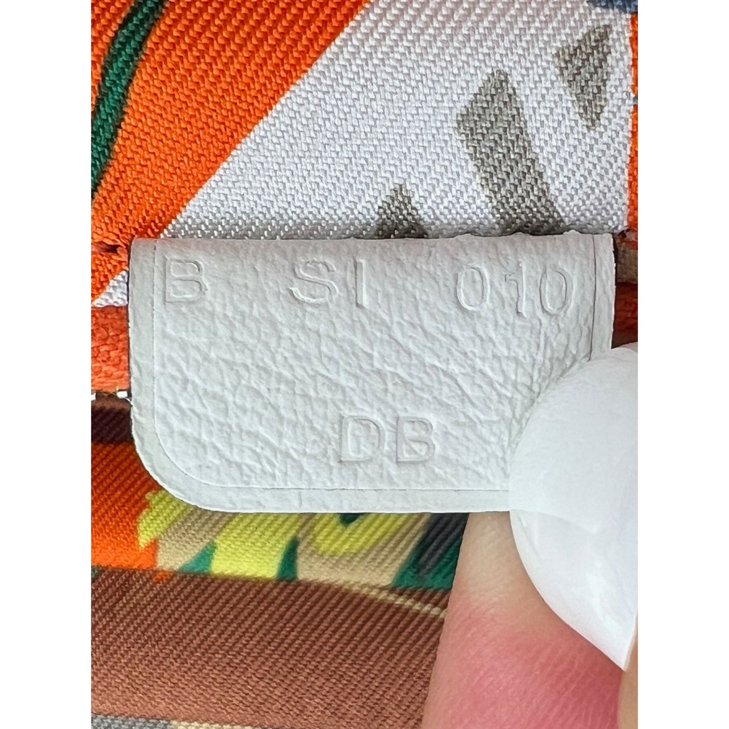 
                  
                    Hermes Evercolor Silk'In Classique Long White Wallet
                  
                