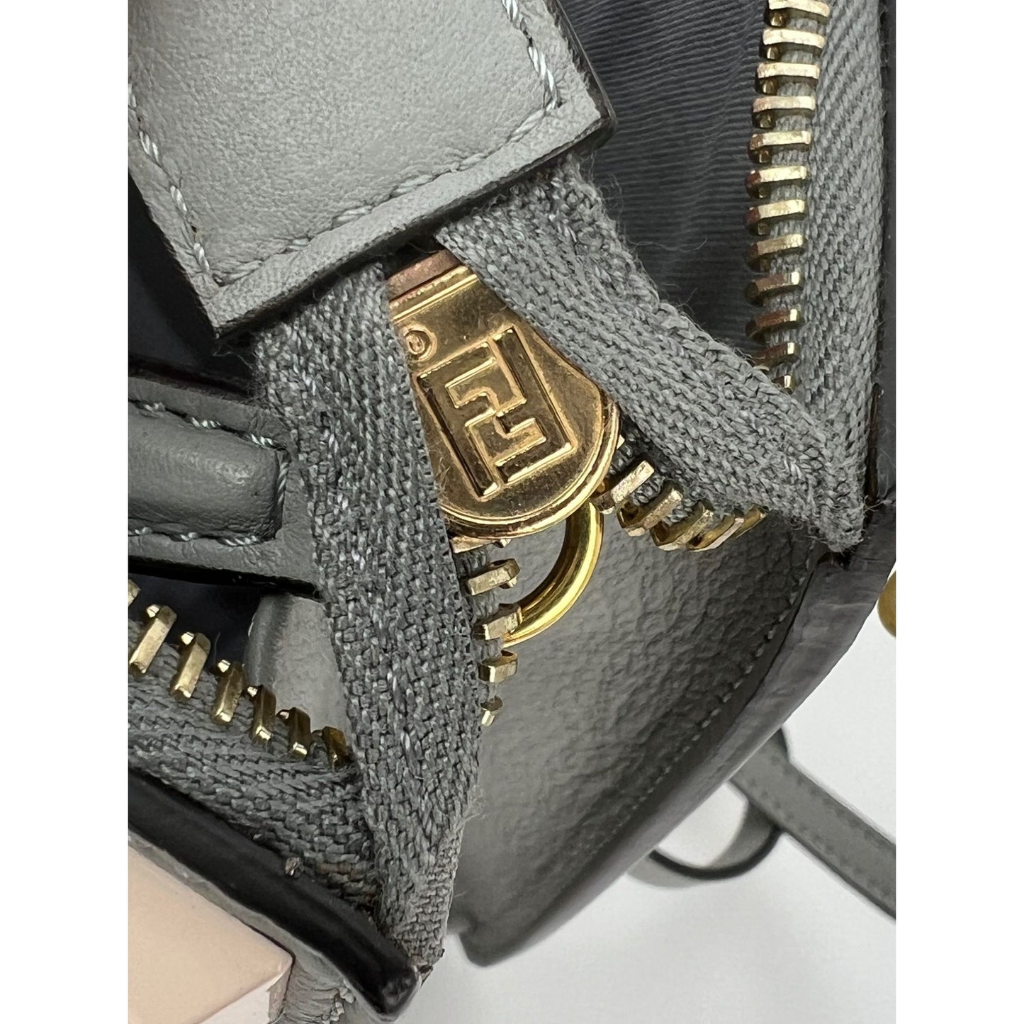 
                  
                    Fendi Rainbow Studs Gray Leather Crossbody Bag
                  
                