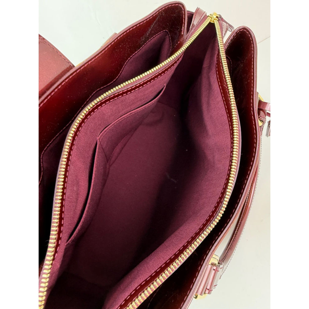 
                  
                    Louis Vuitton Melrose Rouge Fauviste Vernis Patent Leather Monogram Hand Bag
                  
                