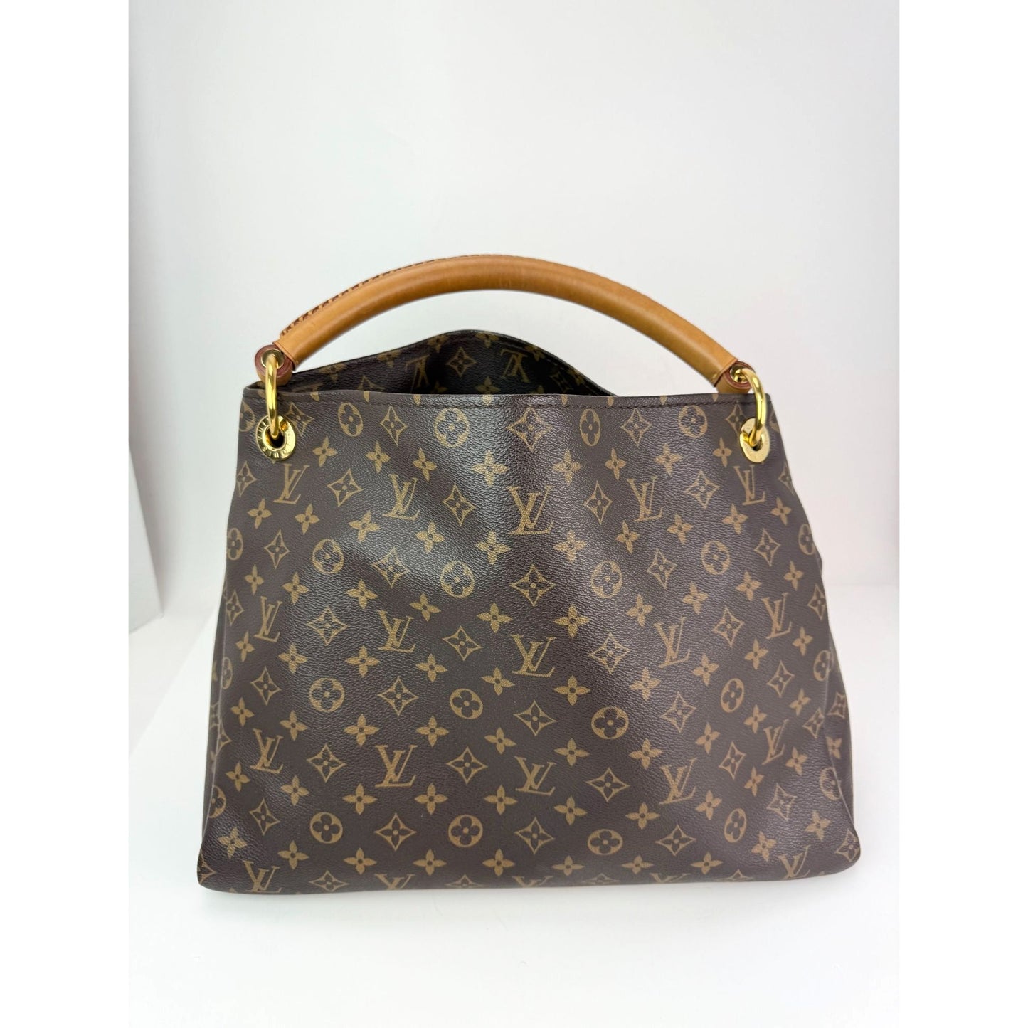
                  
                    Louis Vuitton Artsy MM Canvas Monogram Hand Tote Bag
                  
                