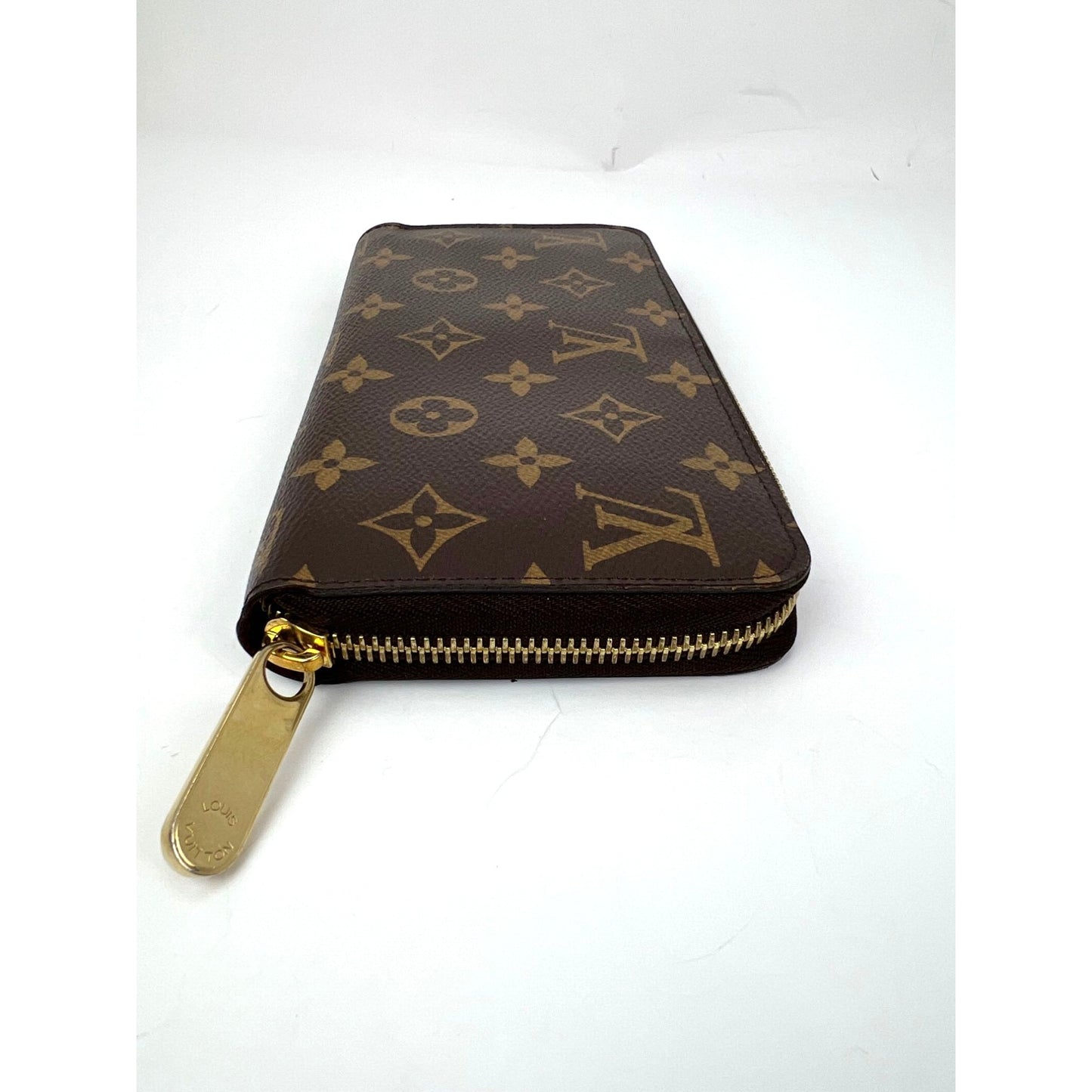 
                  
                    Louis Vuitton Zippy Monogram Leather Fuchsia Wallet Clutch Ebay Live
                  
                