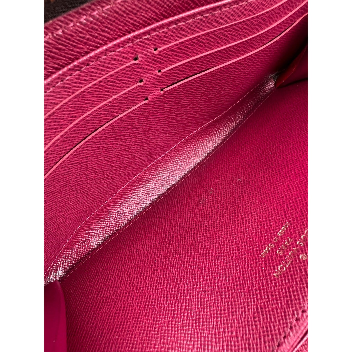 
                  
                    Louis Vuitton Zippy Monogram Leather Fuchsia Wallet Clutch Ebay Live
                  
                