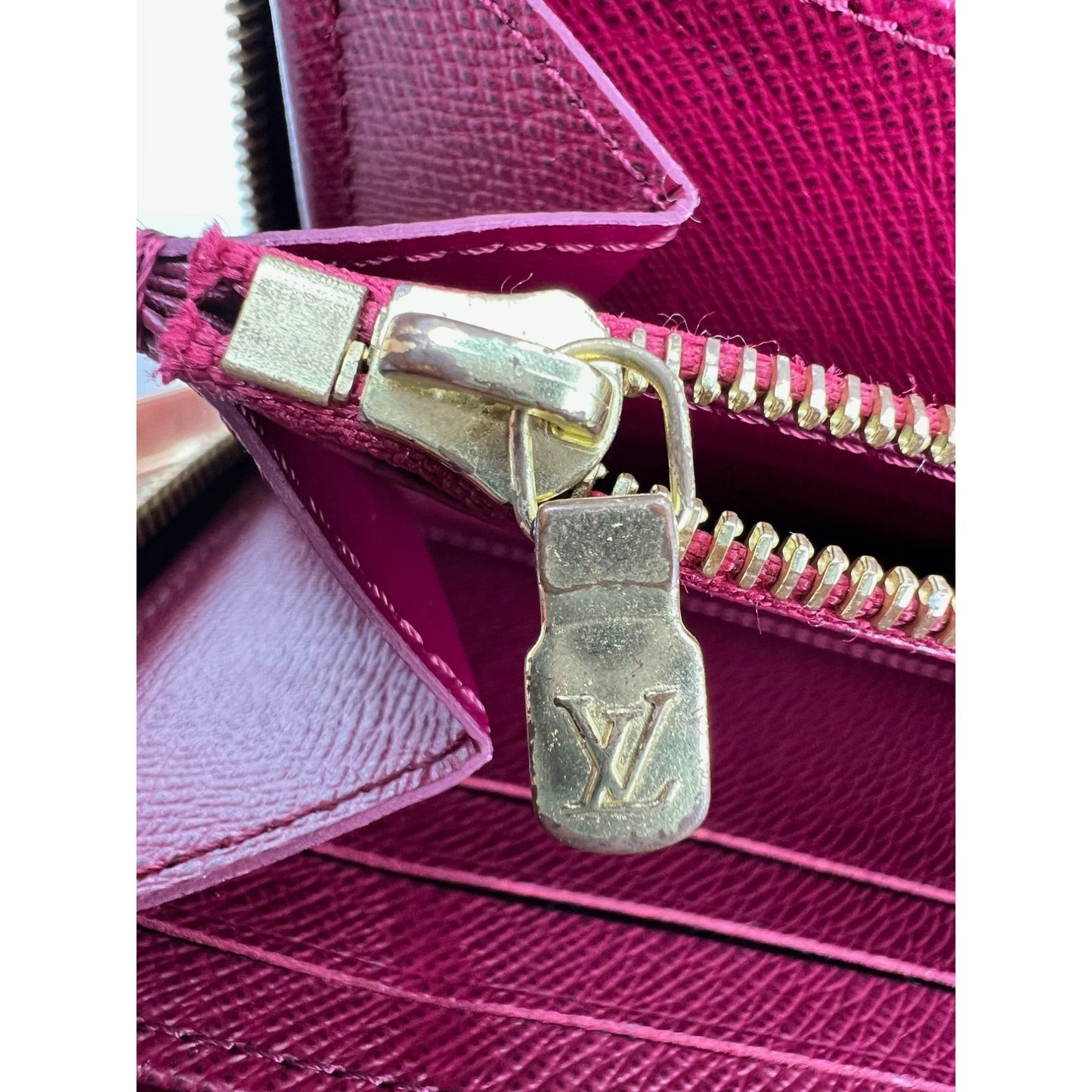 
                  
                    Louis Vuitton Zippy Monogram Leather Fuchsia Wallet Clutch Ebay Live
                  
                