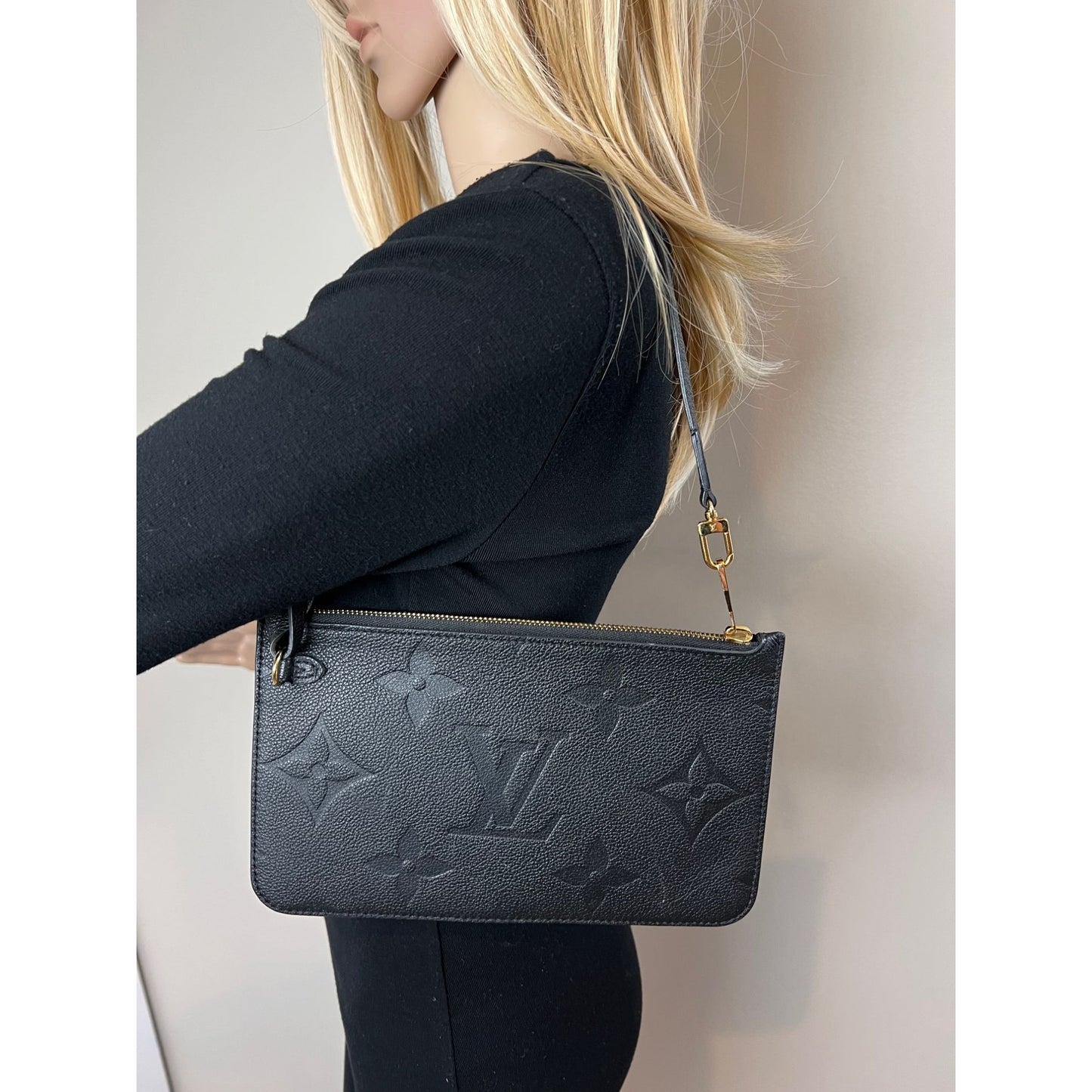 
                  
                    LOUIS VUITTON Pochette Black Leather Giant Monogram Crossbody from Neverfull
                  
                