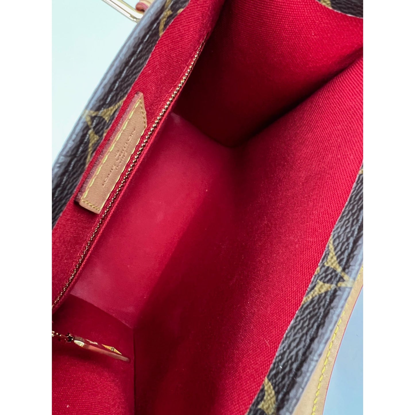 
                  
                    Louis Vuitton Sac Plat BB Monogram Tote Bag
                  
                