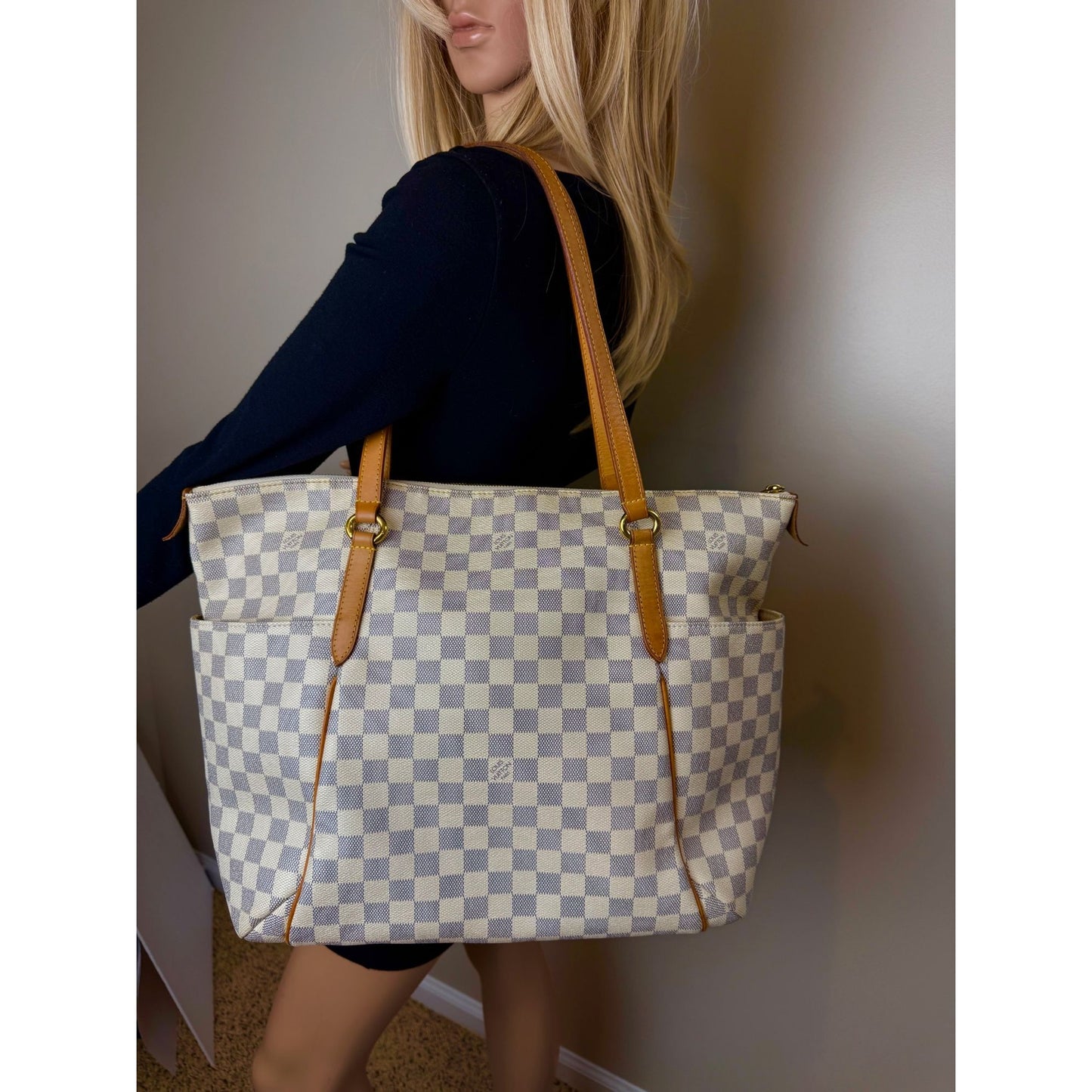 
                  
                    Louis Vuitton Totally GM Damier Azur Tote Shoulder Bag
                  
                