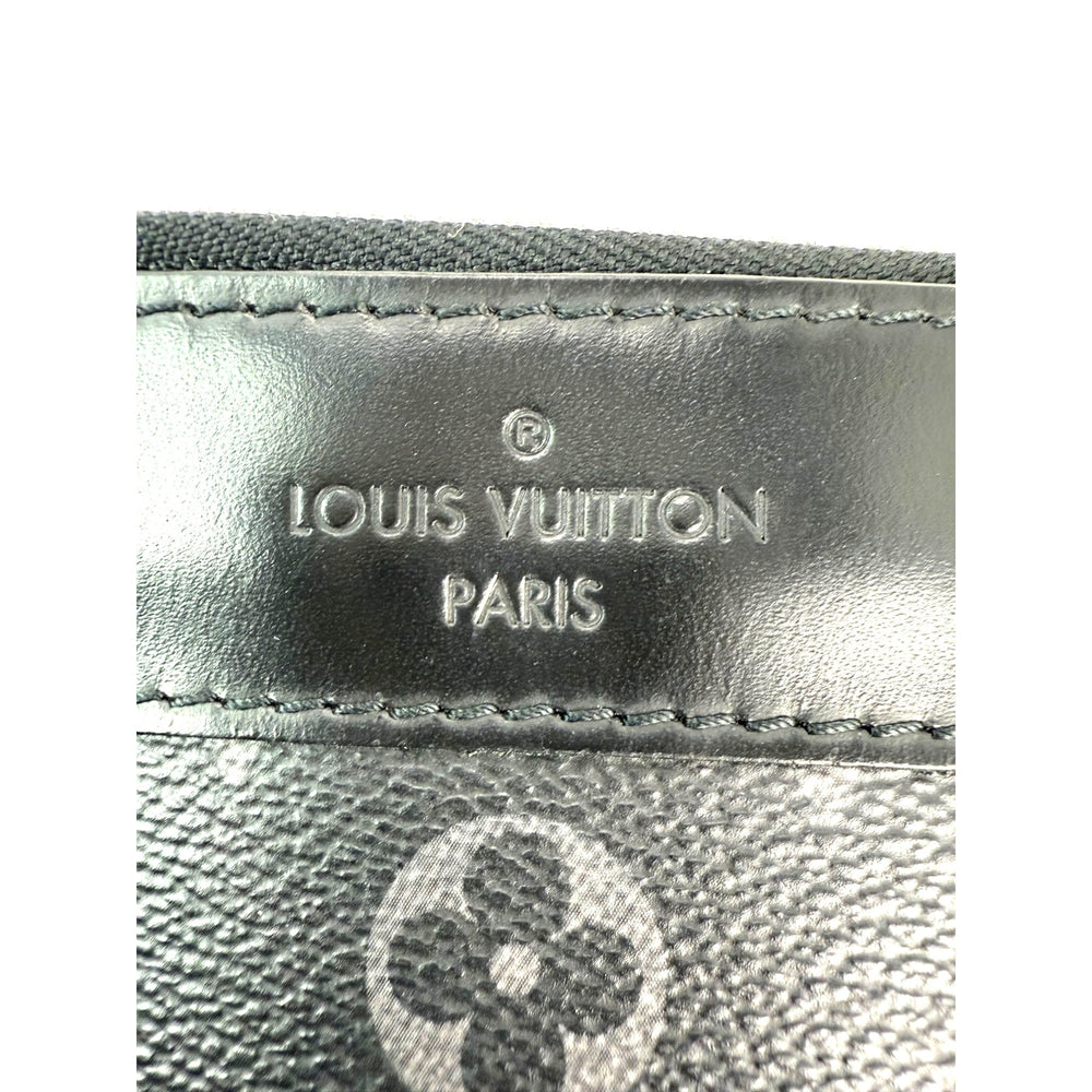 
                  
                    Louis Vuitton Black Monogram Eclipse Discovery GM Pochette Clutch Bag
                  
                