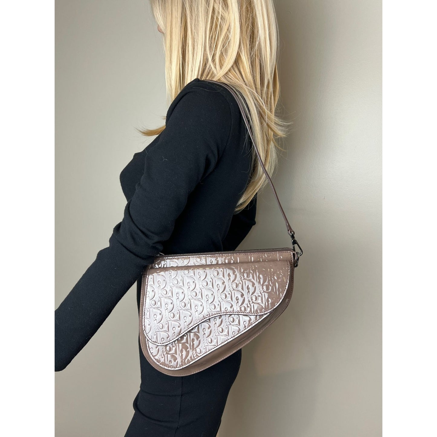 
                  
                    Christian Dior Saddle Boxy Patent Leather Plum Shoulder Hand Bag
                  
                