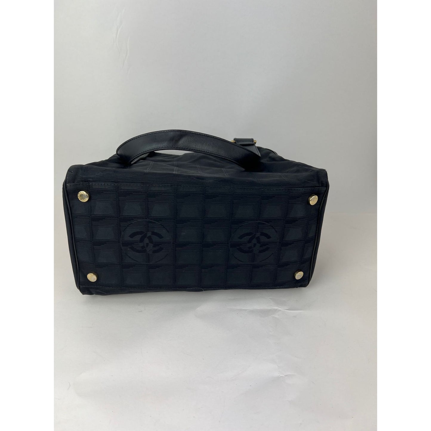 
                  
                    Chanel Nylon Black Travel Tote  Vintage EBAY LIVE
                  
                