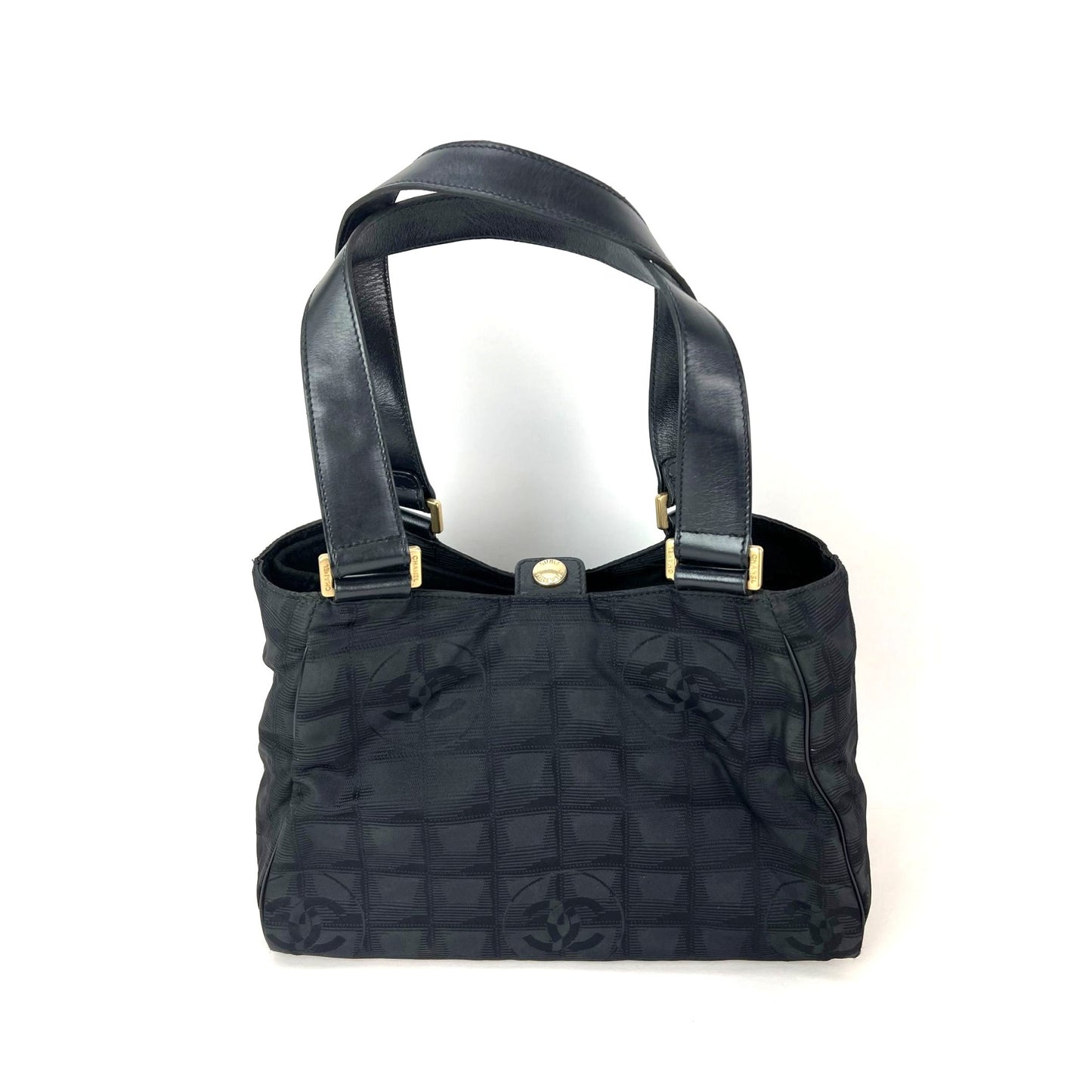 
                  
                    Chanel Nylon Black Travel Tote  Vintage EBAY LIVE
                  
                