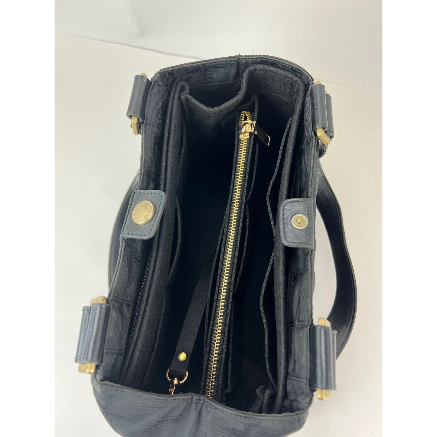 
                  
                    Chanel Nylon Black Travel Tote  Vintage EBAY LIVE
                  
                