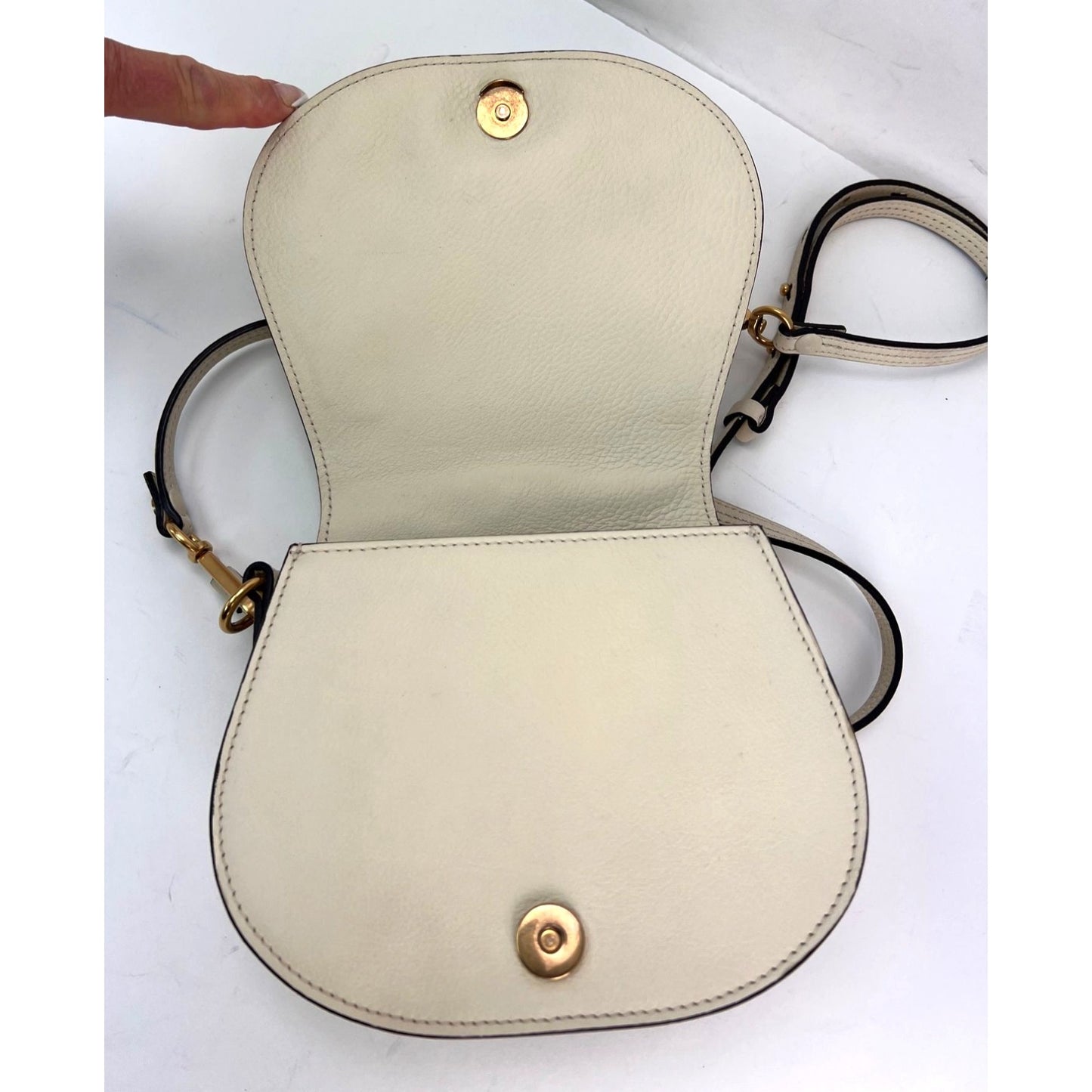 
                  
                    Chloe Nile Small Beige Leather Wrist Crossbody Bag
                  
                